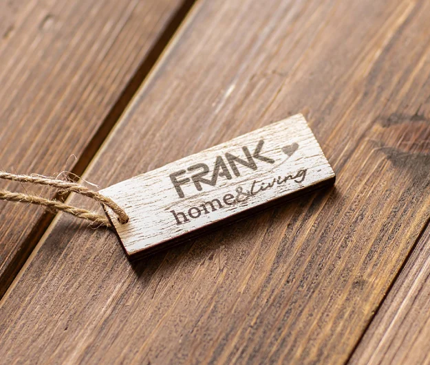 Plaque en bois gravée - FRANK Home & Living