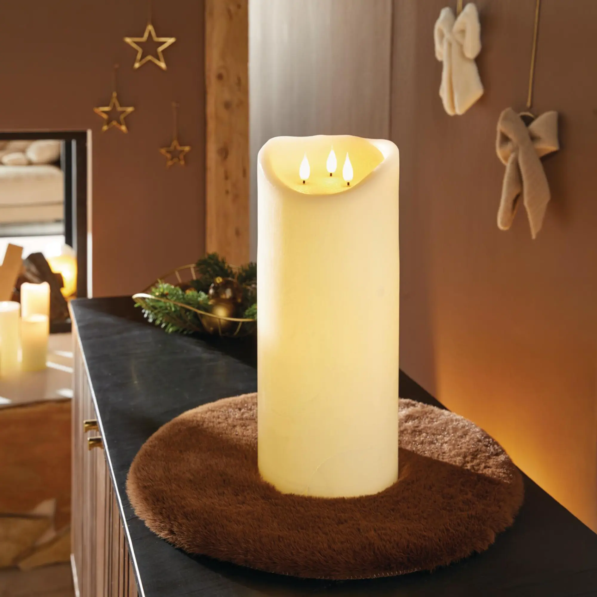 Acheter Grande bougie LED « 3 flammes » dans la boutique en ligne de Frank Flechtwaren