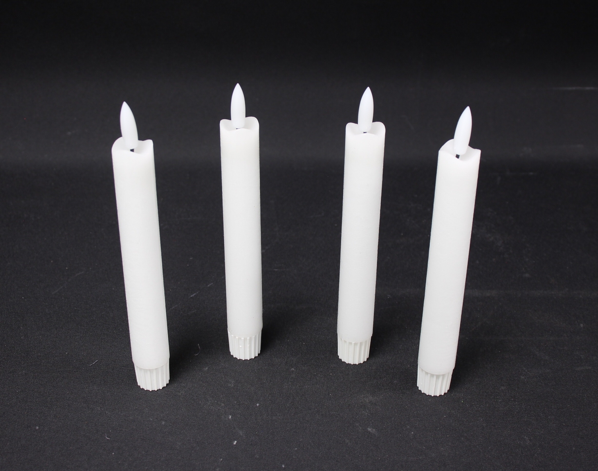 Acheter Lot de 4 bougies tiges "classique"  dans la boutique en ligne de Frank Flechtwaren pour Bougies &amp; LEDs