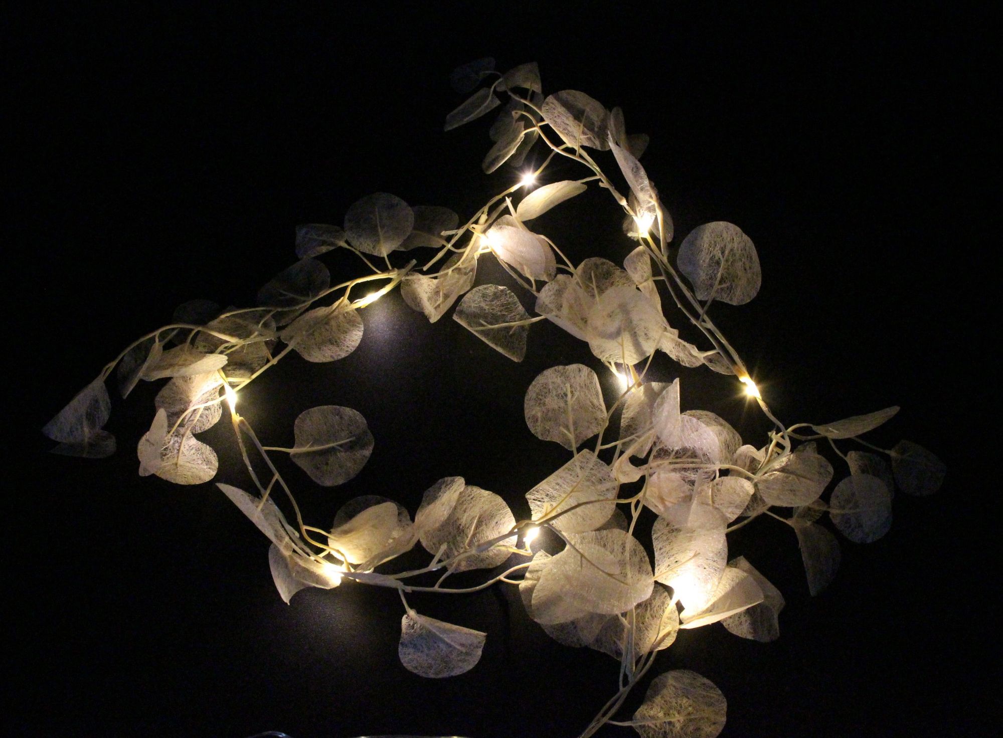 Acheter Guirlande LED "Soft Leaves"  dans la boutique en ligne de Frank Flechtwaren pour Pâques