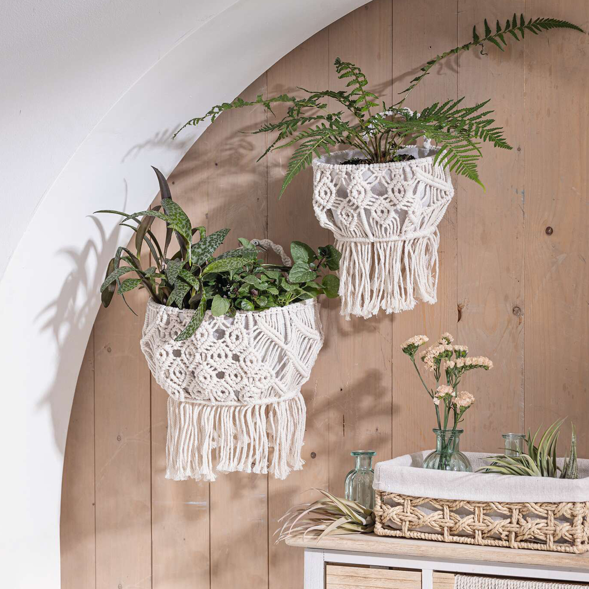 Acheter Lot de 2 paniers muraux "macramé"  dans la boutique en ligne de Frank Flechtwaren