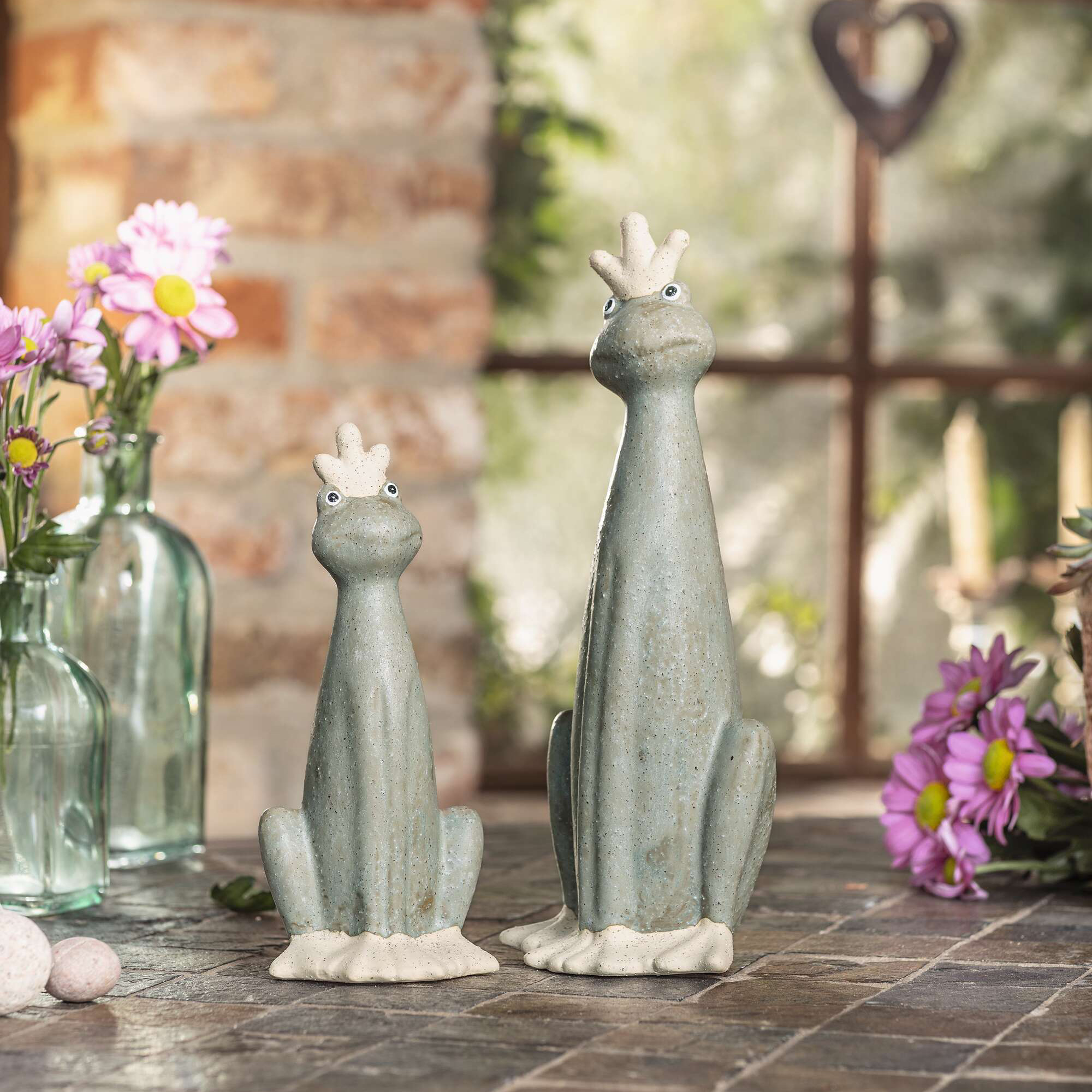 Acheter Lot de 2 figurines "roi grenouille"  dans la boutique en ligne de Frank Flechtwaren