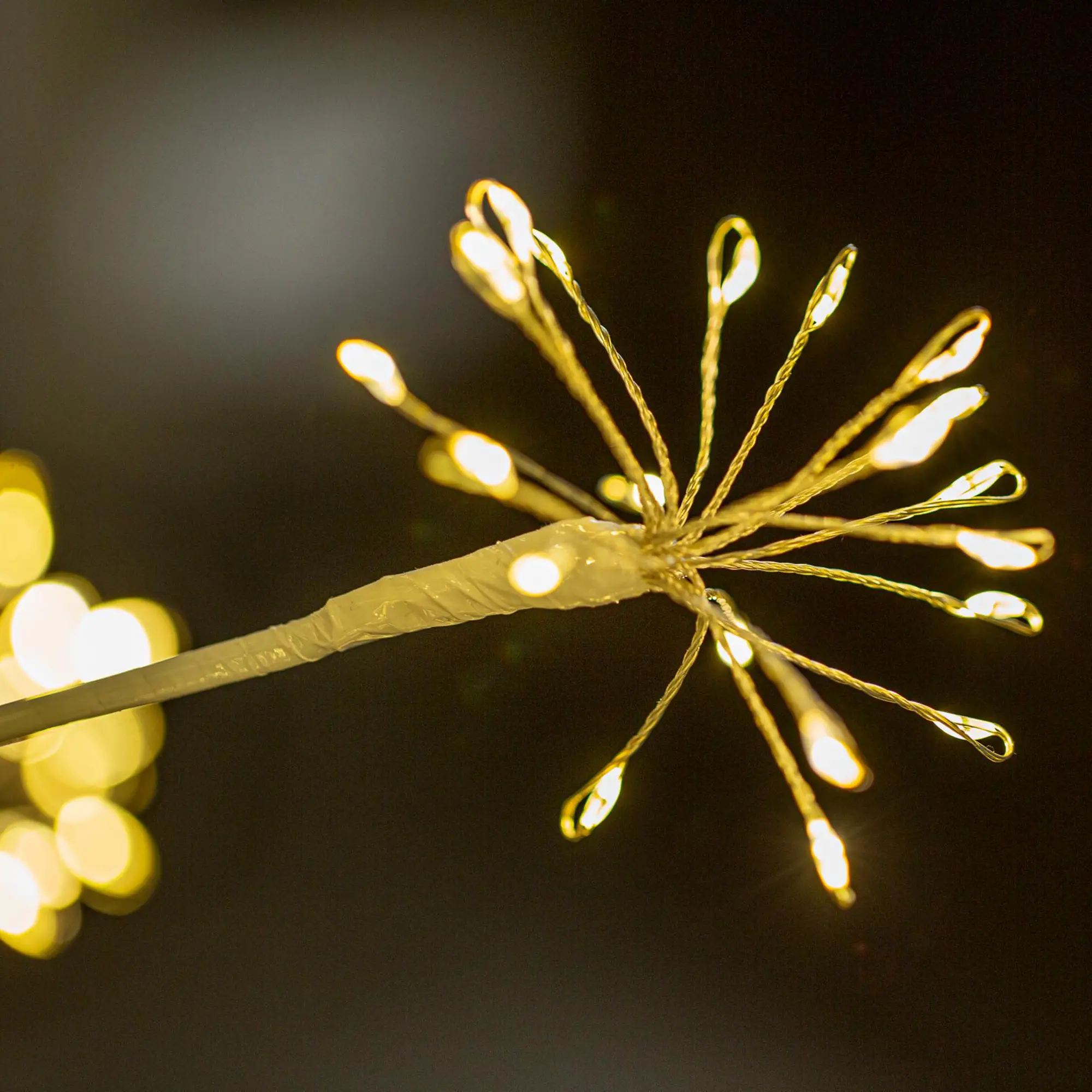 Acheter Arbre LED « Pusteblume »  dans la boutique en ligne de Frank Flechtwaren pour Décorations de table LED