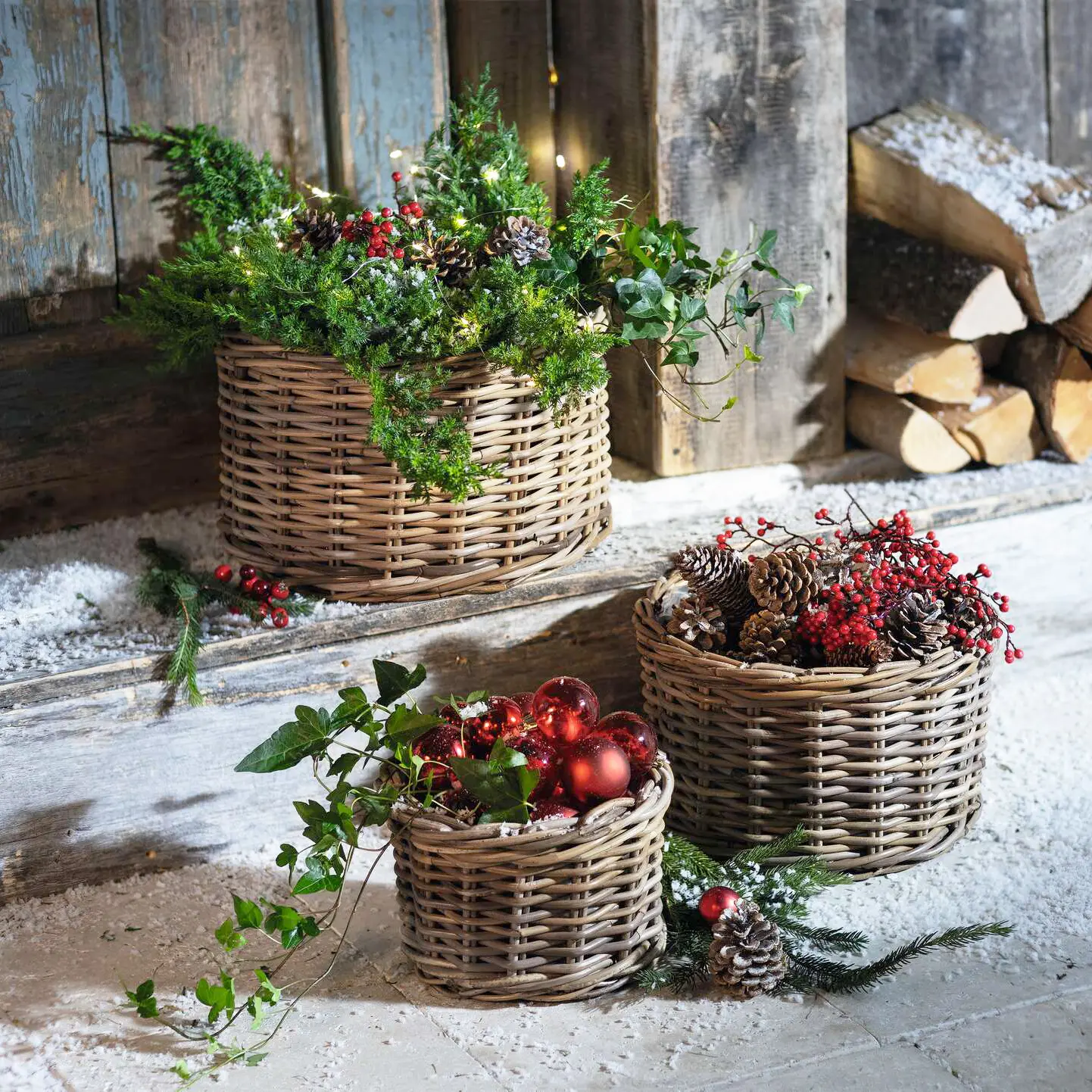 Acheter Lot de 3 corbeilles à plantes "rotin"  dans la boutique en ligne de Frank Flechtwaren