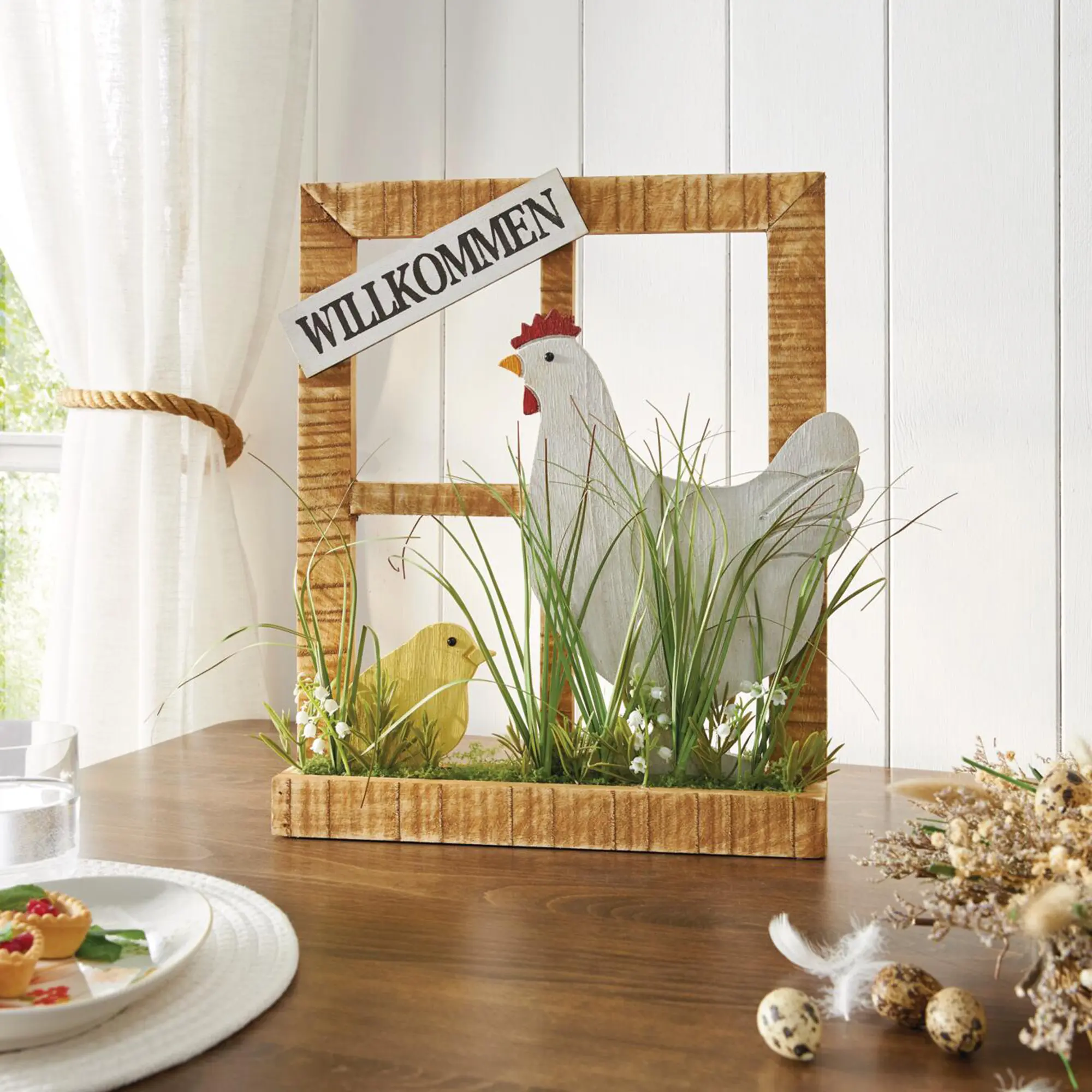 Acheter Fenêtre décorative "Poule avec poussin"  dans la boutique en ligne de Frank Flechtwaren