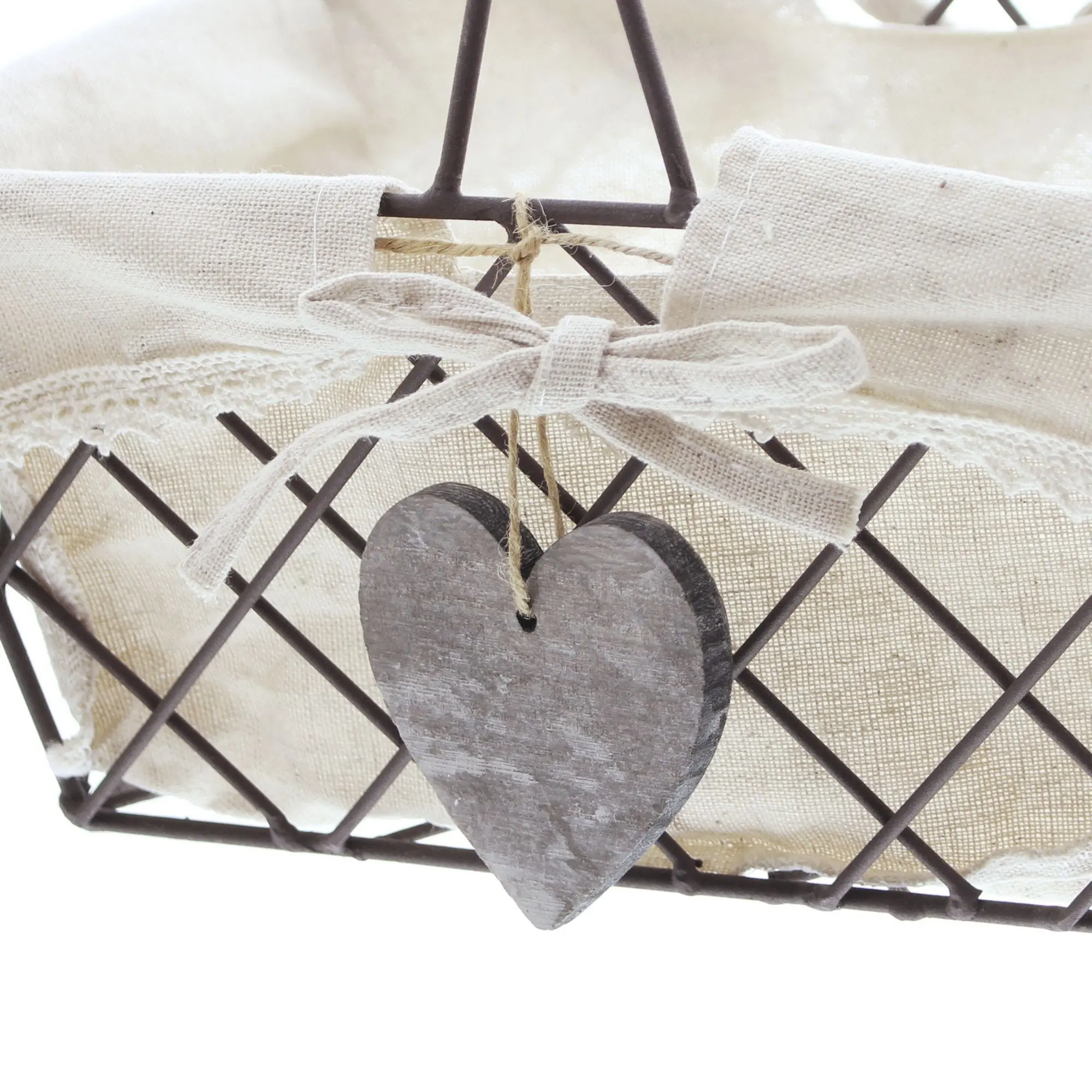 Acheter Lot de 2 corbeilles en fil de fer "coeur en bois"  dans la boutique en ligne de Frank Flechtwaren pour Paniers à repassage