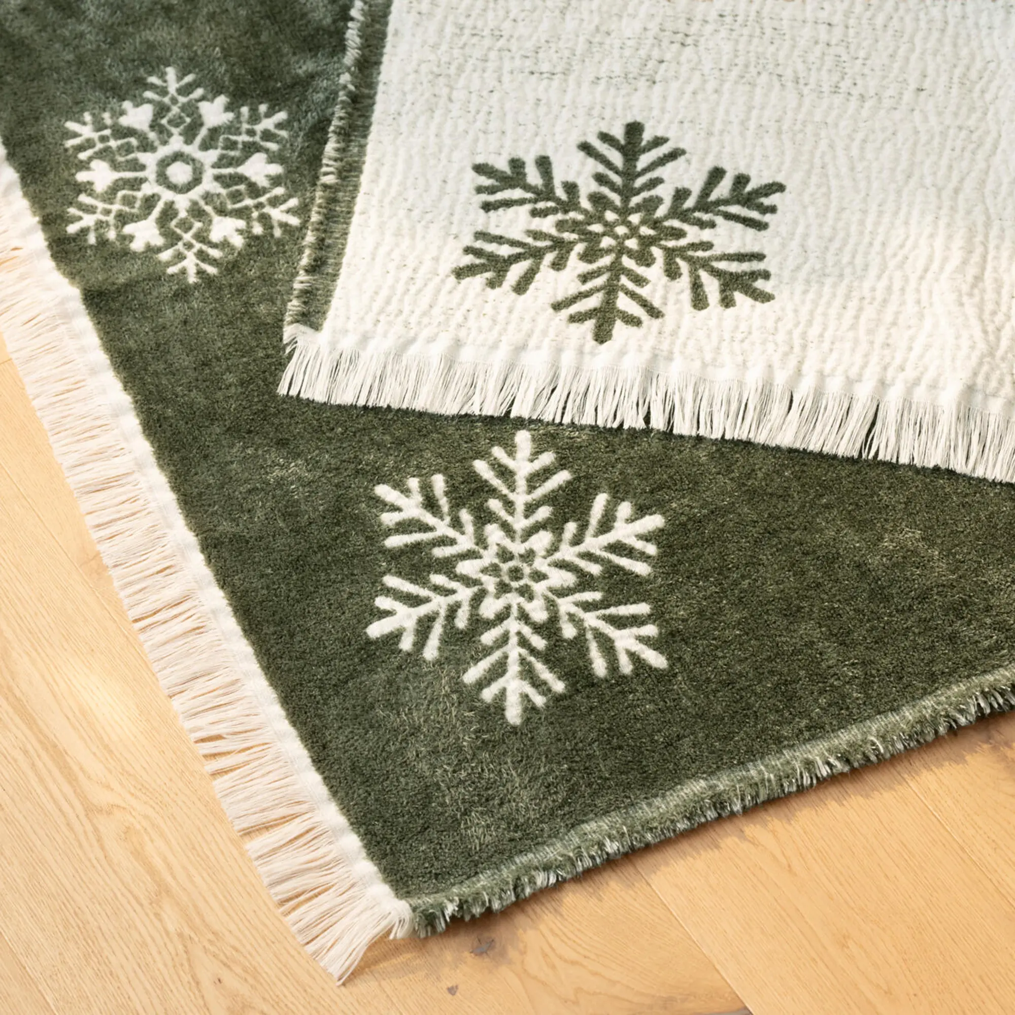 Acheter Couverture douillette « Flocons de neige »  dans la boutique en ligne de Frank Flechtwaren pour Couvertures douillettes de Noël