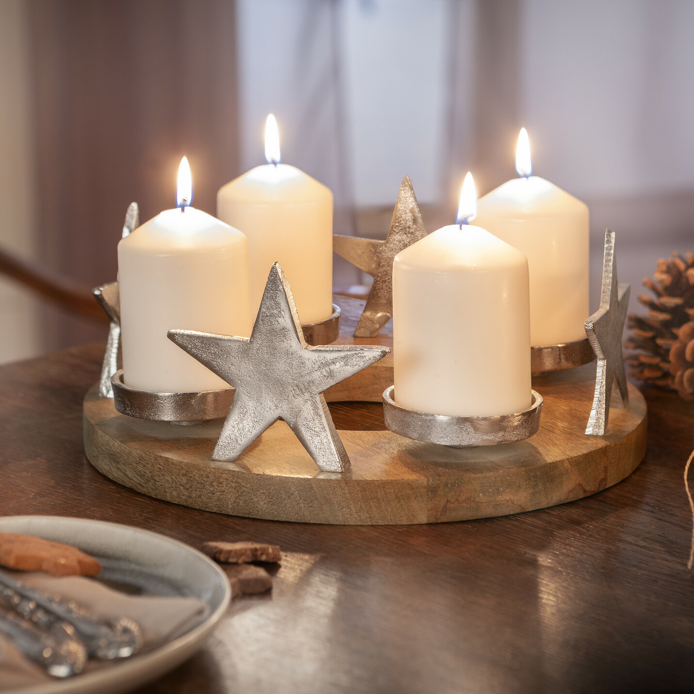 Acheter Couronne de l'avent "étoiles argentées"  dans la boutique en ligne de Frank Flechtwaren