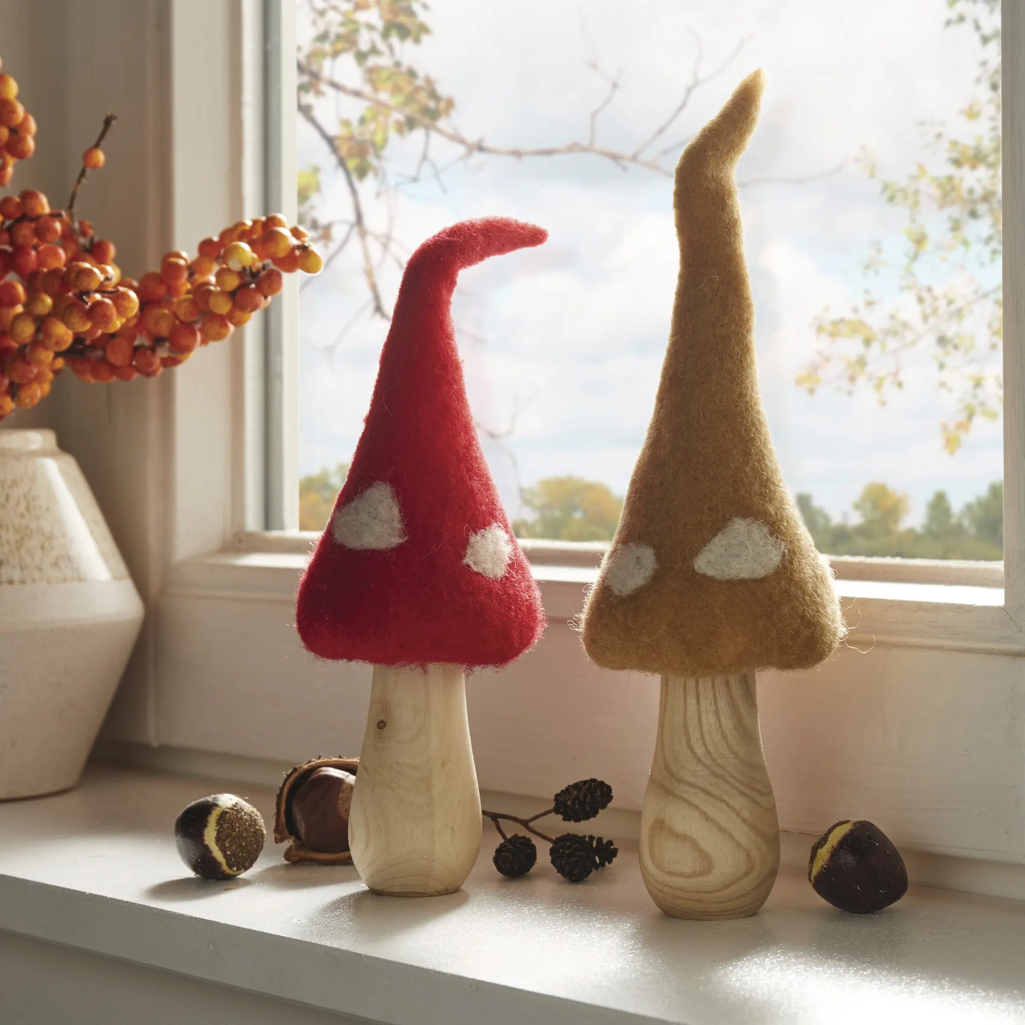 Acheter Lot de 2 champignons "bonnet en feutre"  dans la boutique en ligne de Frank Flechtwaren