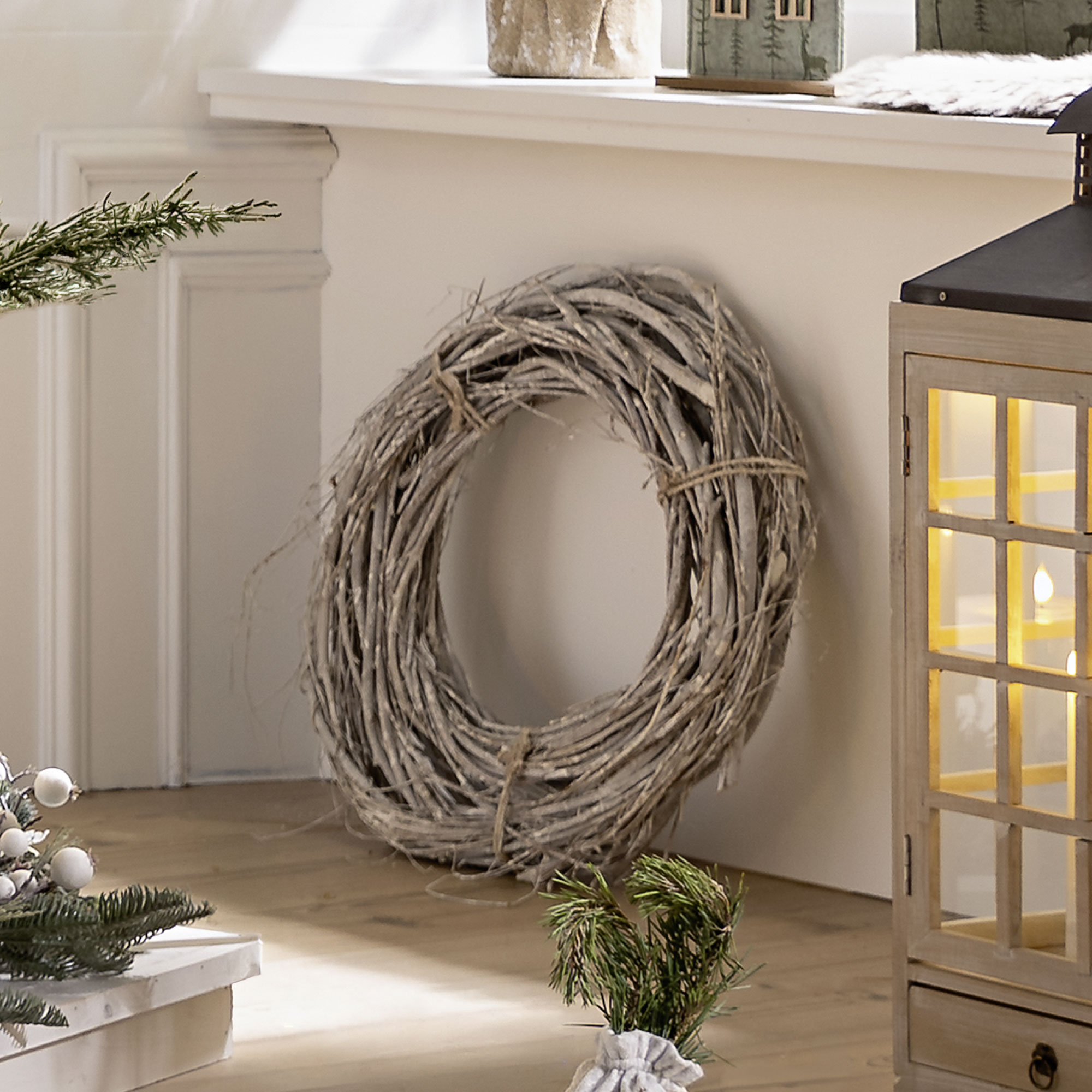 Acheter Couronne de brindilles "White Charme"  dans la boutique en ligne de Frank Flechtwaren