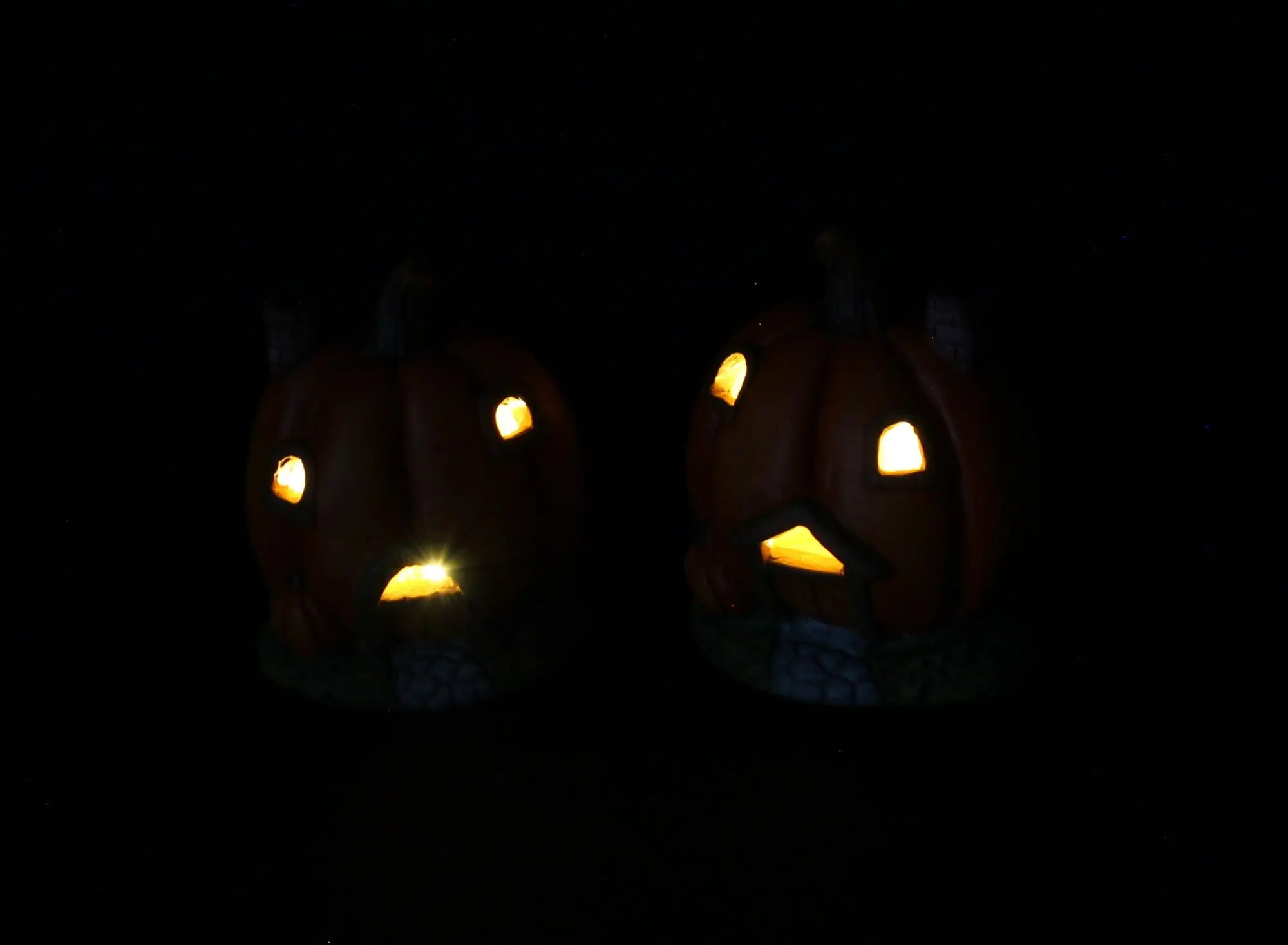 Acheter Lot de 2 maisons citrouilles LED "petits amis" dans la boutique en ligne de Frank Flechtwaren pour Citrouilles Acheter Lot de 2 maisons citrouilles LED "petits amis" dans la boutique en ligne de Frank Flechtwaren pour Citrouilles