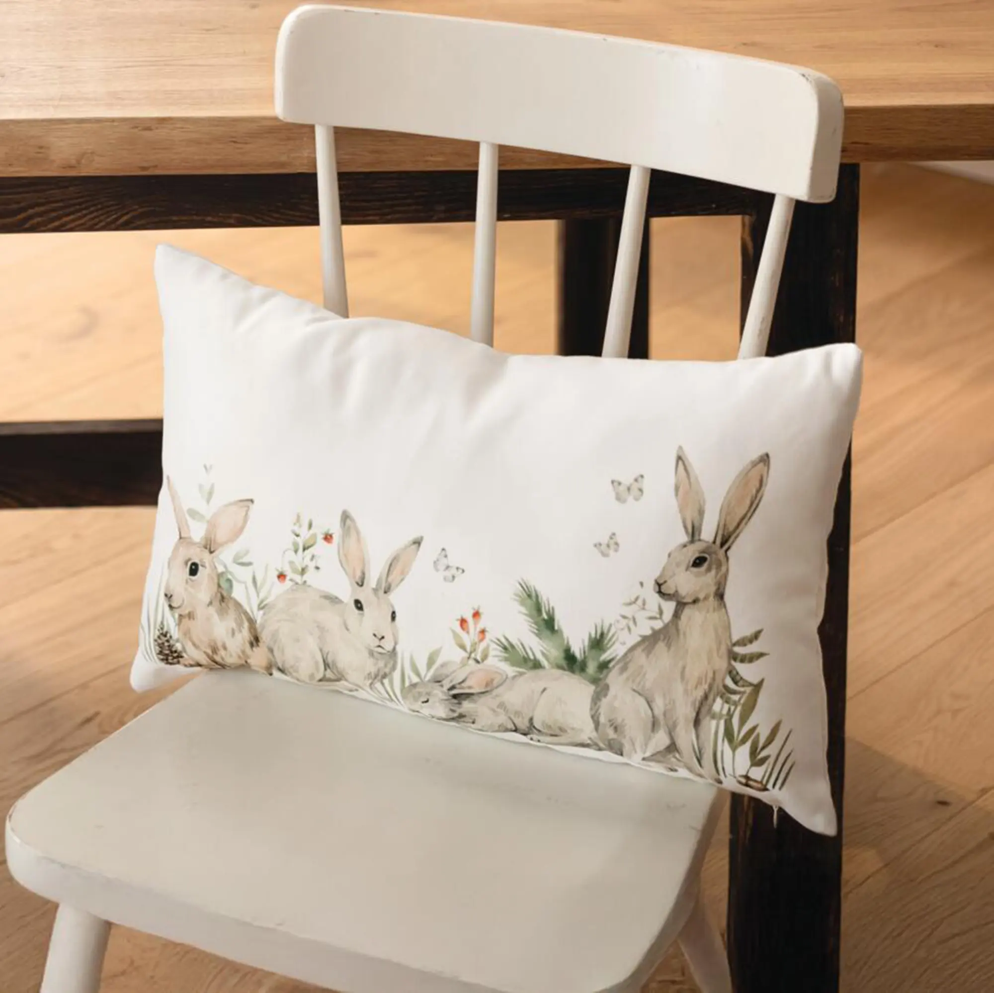 Acheter Housse de coussin "horde de lapins"  dans la boutique en ligne de Frank Flechtwaren