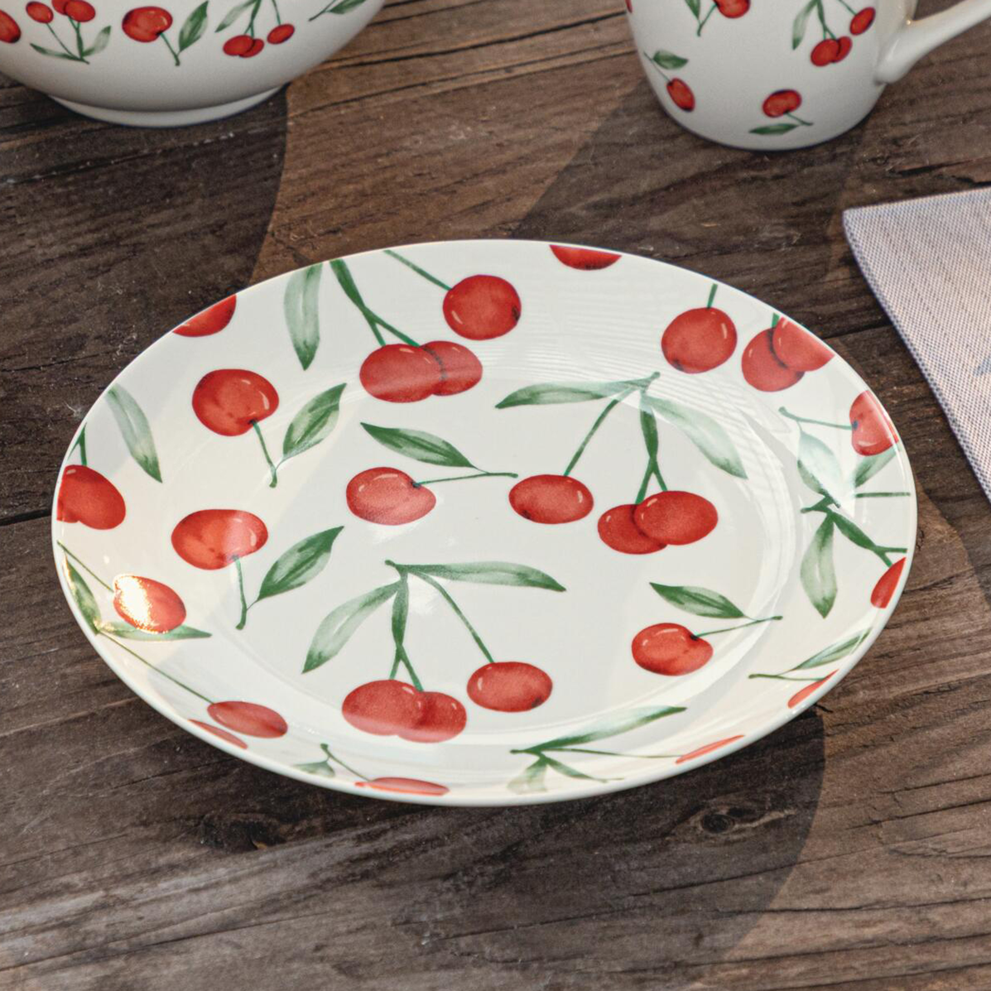 Acheter Lot de 2 assiettes à dessert "délice de cerises"  dans la boutique en ligne de Frank Flechtwaren