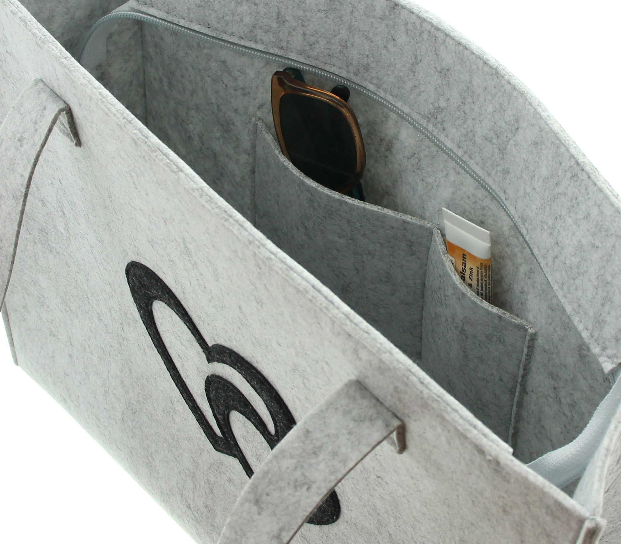 Acheter Sac en feutre "duo de coeurs" dans la boutique en ligne de Frank Flechtwaren pour Sacs Acheter Sac en feutre "duo de coeurs" dans la boutique en ligne de Frank Flechtwaren pour Sacs