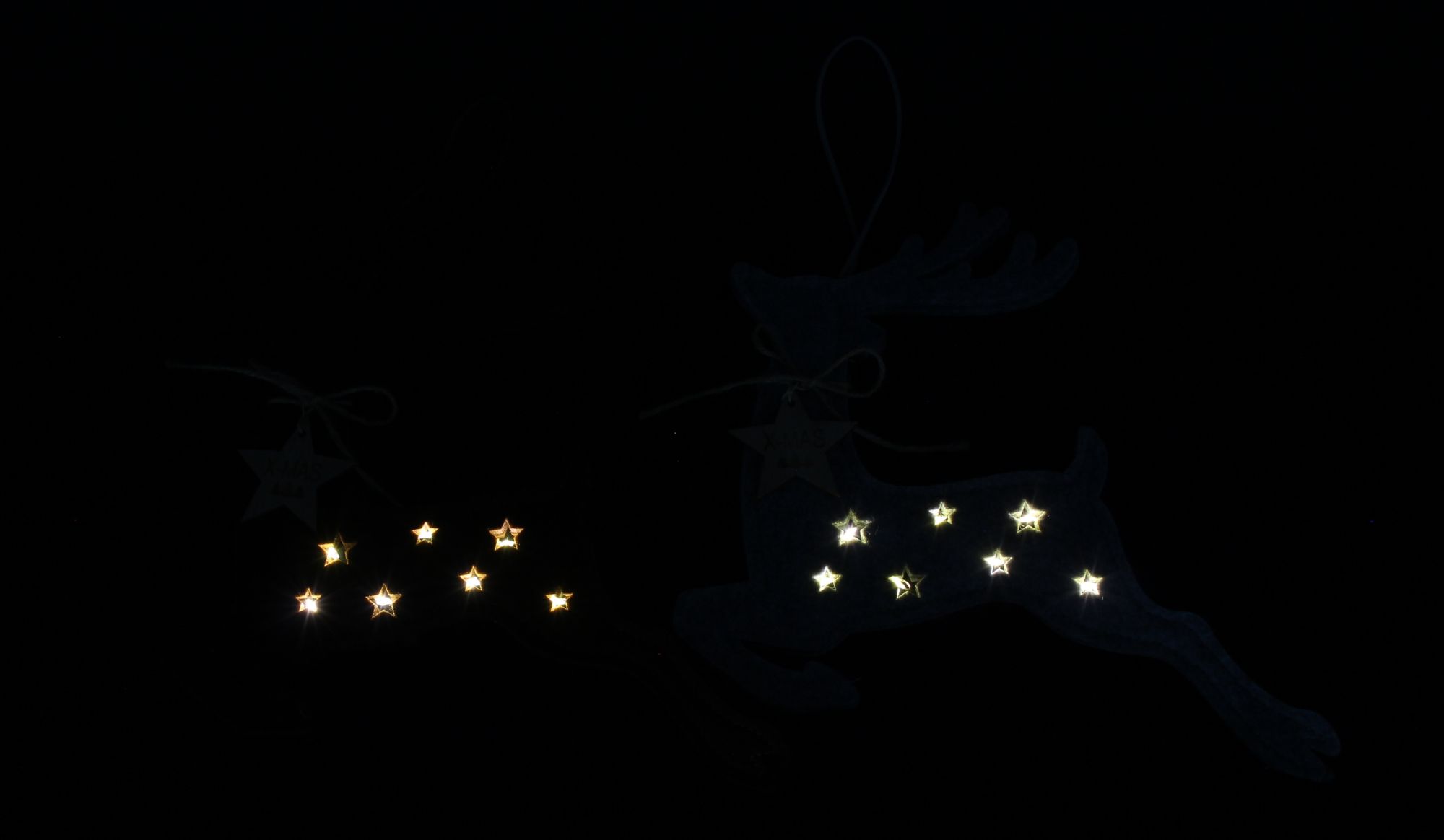 Acheter Lot de 2 suspensions LED "renne"  dans la boutique en ligne de Frank Flechtwaren pour Noël