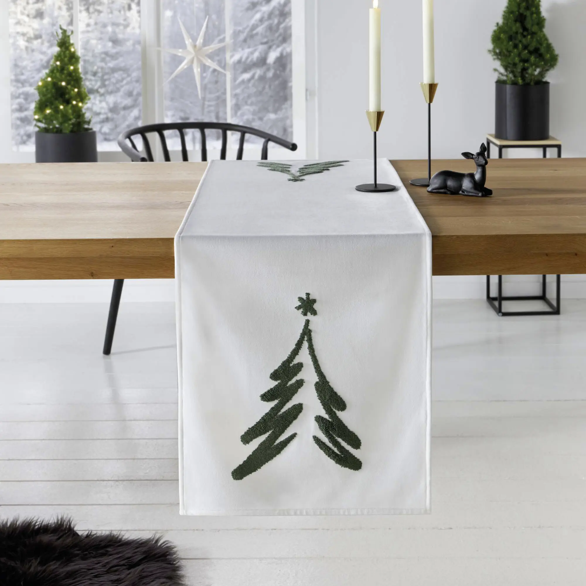 Acheter Chemin de table "sapin de Noël"  dans la boutique en ligne de Frank Flechtwaren