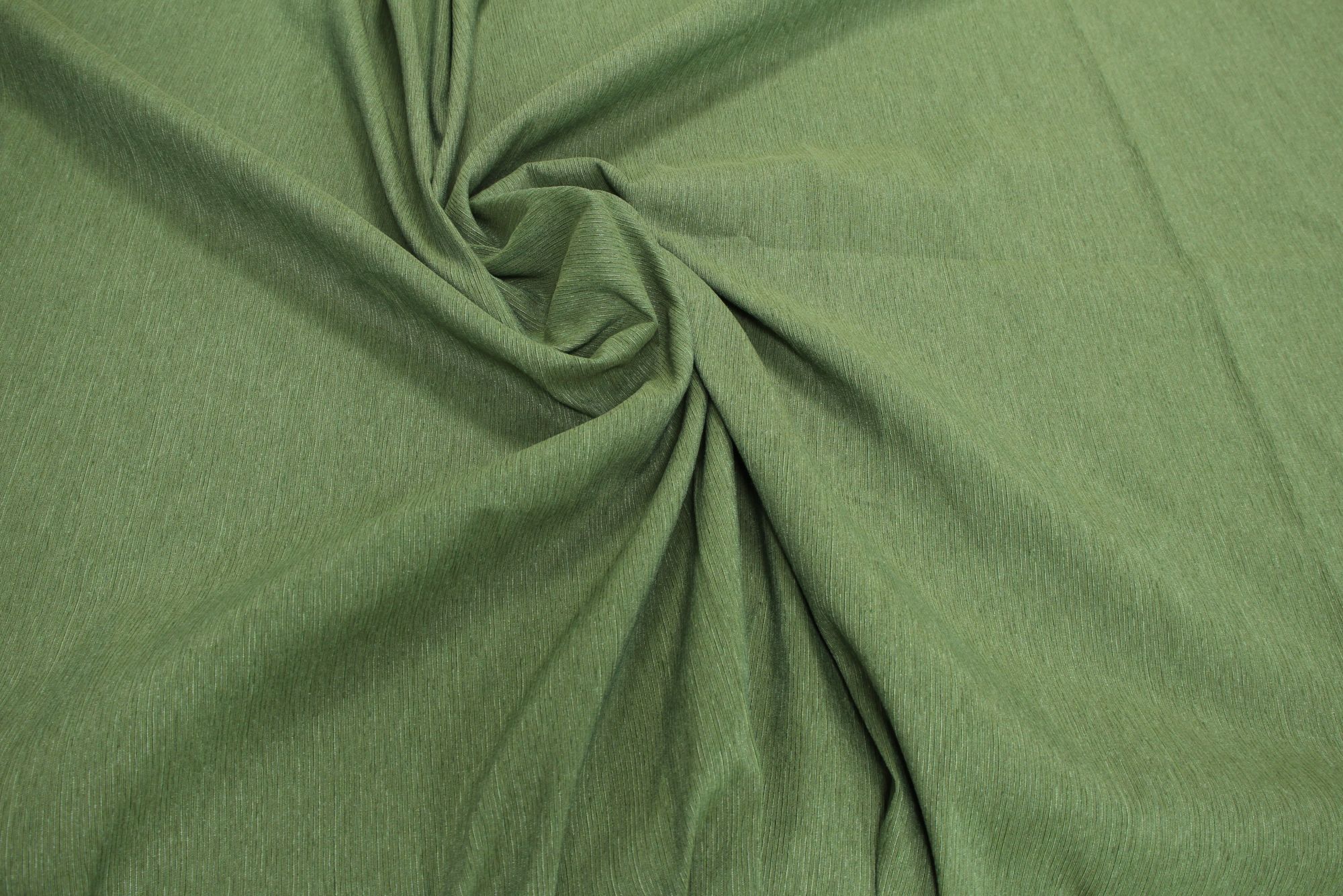 Acheter Nappe de table "vert forêt"  dans la boutique en ligne de Frank Flechtwaren pour Pâques