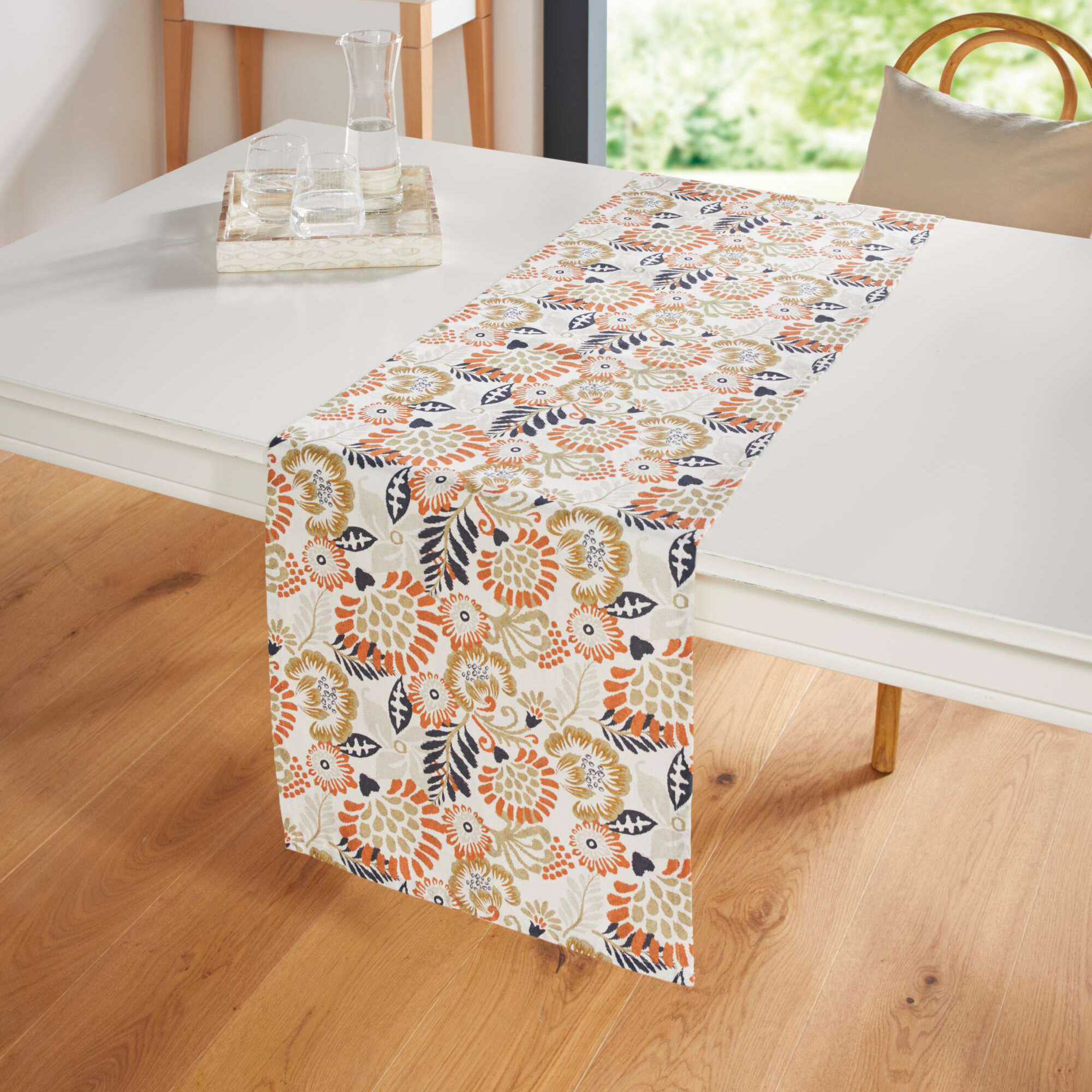 Acheter Chemin de table "Retro Flowers"  dans la boutique en ligne de Frank Flechtwaren