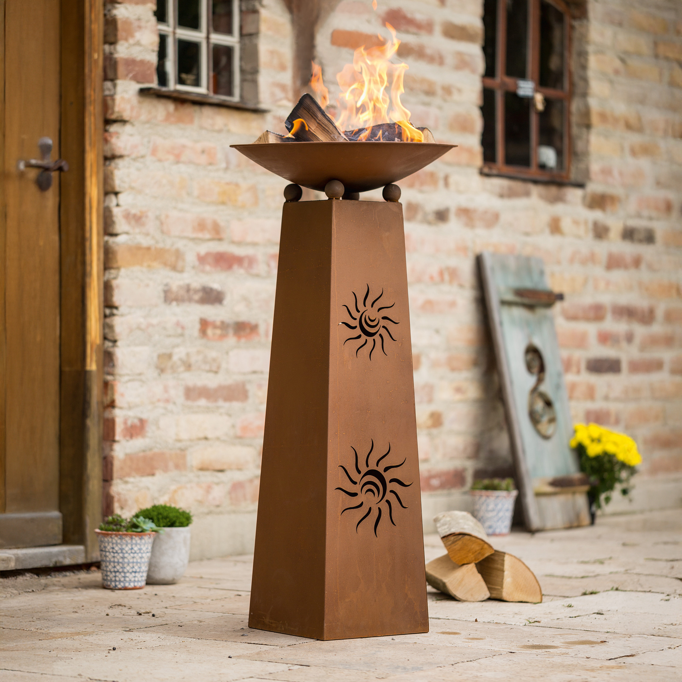 Acheter Colonne décorative "soleil", 2 pcs. dans la boutique en ligne de Frank Flechtwaren pour Braséros Acheter Colonne décorative "soleil", 2 pcs. dans la boutique en ligne de Frank Flechtwaren pour Braséros