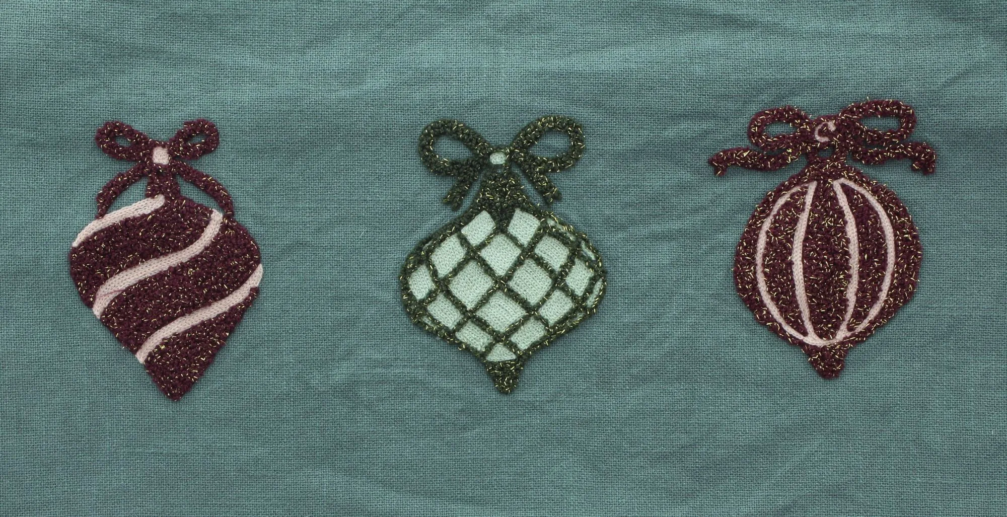Acheter Housse de coussin « Décorations de Noël »  dans la boutique en ligne de Frank Flechtwaren pour Coussins &amp; remplissages