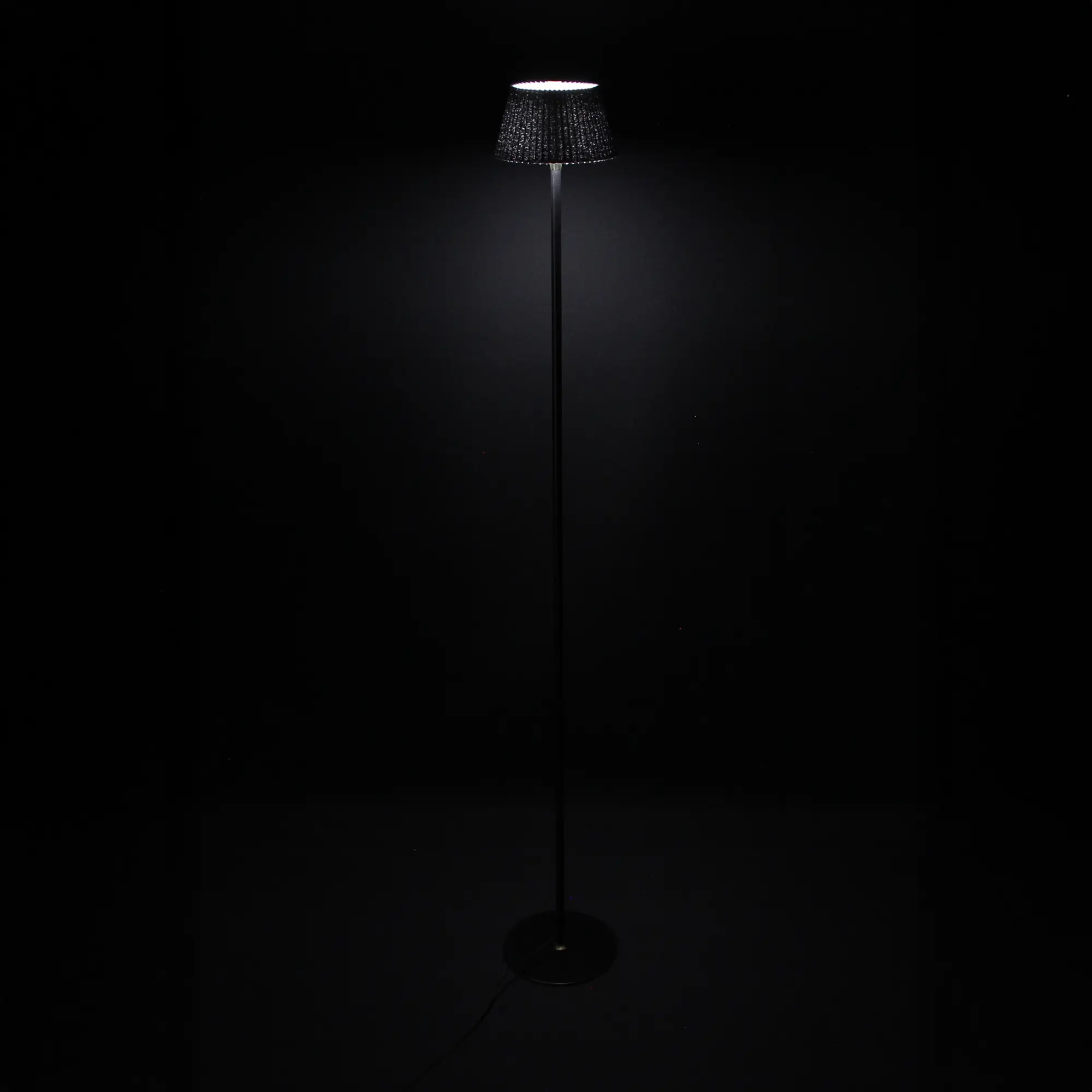 Acheter Lampadaire LED "élégance" dans la boutique en ligne de Frank Flechtwaren pour Lampes LED Acheter Lampadaire LED "élégance" dans la boutique en ligne de Frank Flechtwaren pour Lampes LED