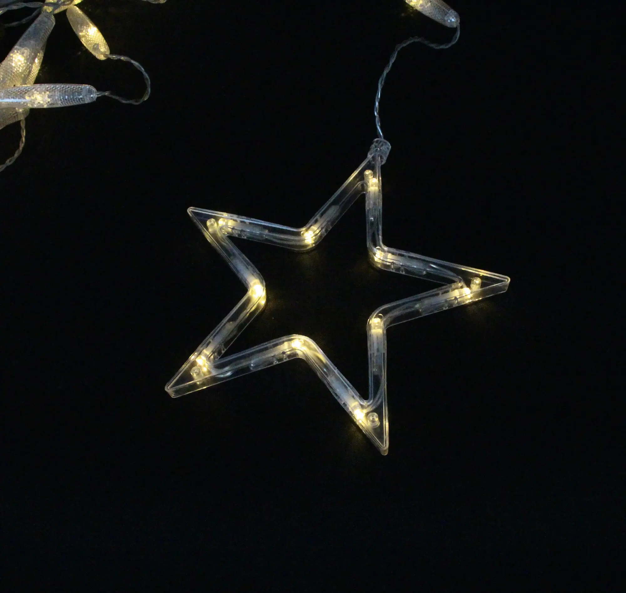Acheter Rideau lumineux LED "étoiles" dans la boutique en ligne de Frank Flechtwaren pour Étoiles Acheter Rideau lumineux LED "étoiles" dans la boutique en ligne de Frank Flechtwaren pour Étoiles