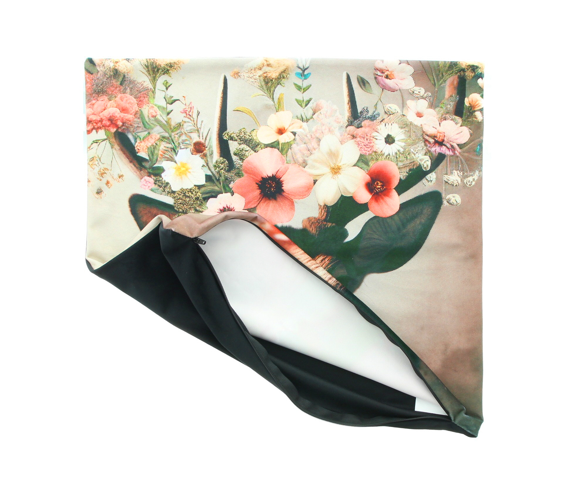 Acheter Housse de coussin "cerf fleuri"  dans la boutique en ligne de Frank Flechtwaren pour Remplissages