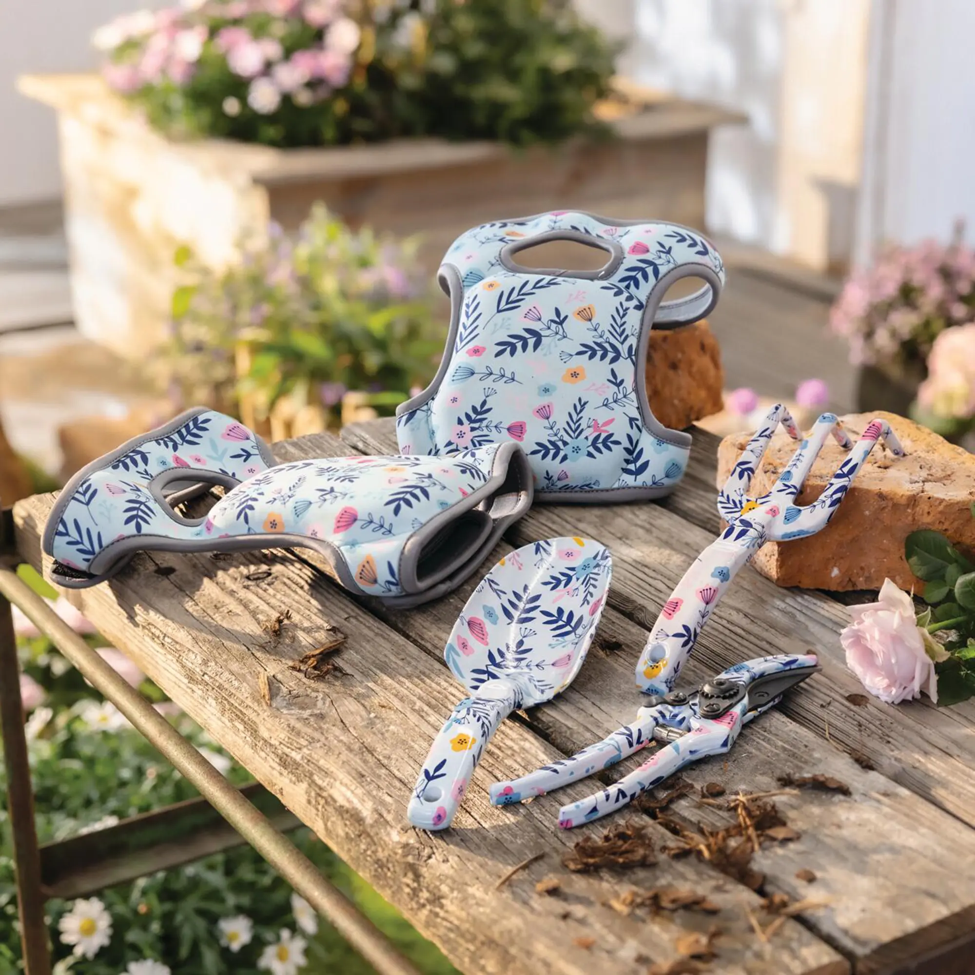 Acheter Lot de 3 accessoires de jardinage "Floral"  dans la boutique en ligne de Frank Flechtwaren