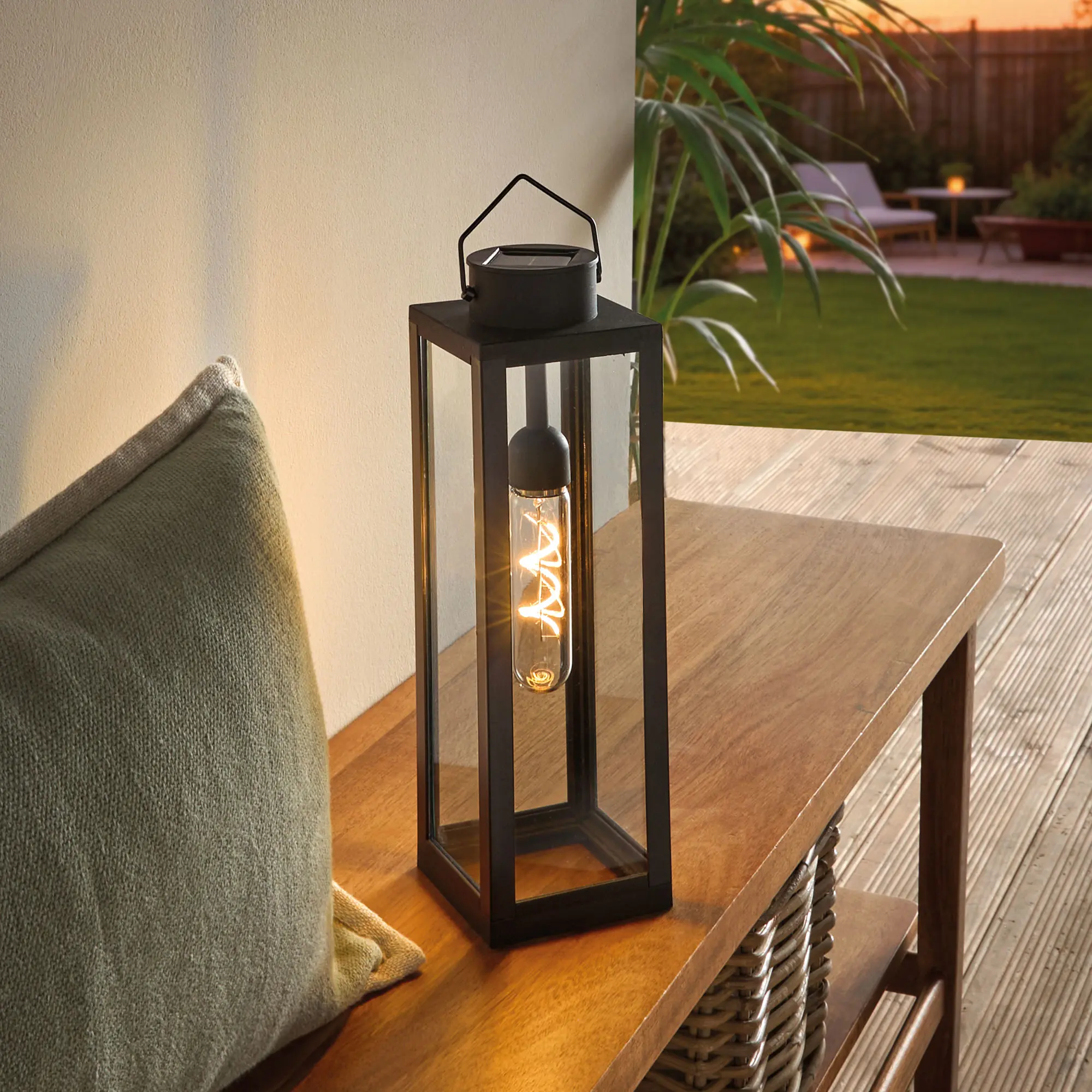 Acheter Lampe solaire LED "Lanterne"  dans la boutique en ligne de Frank Flechtwaren