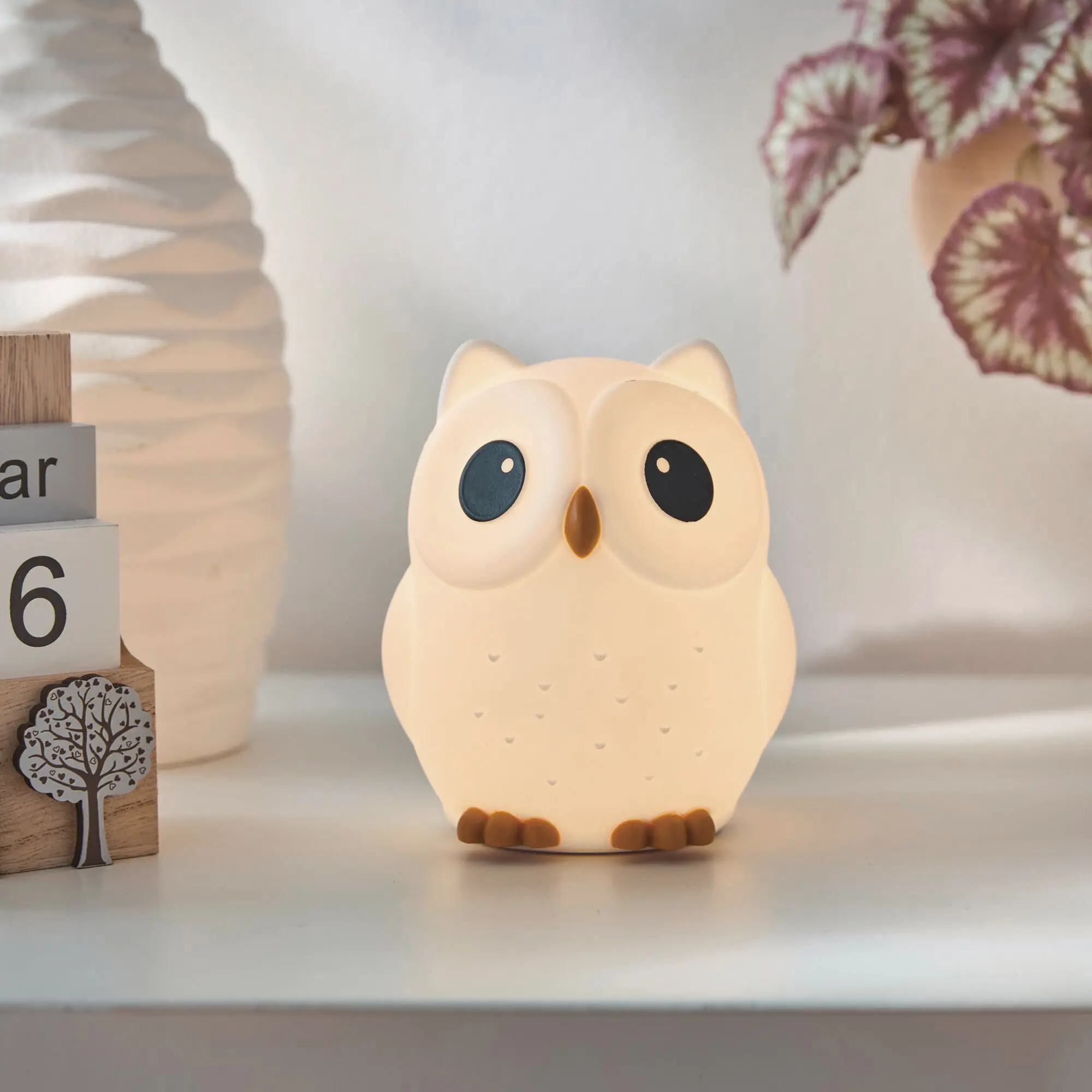 Acheter Veilleuse LED "Chouette"  dans la boutique en ligne de Frank Flechtwaren