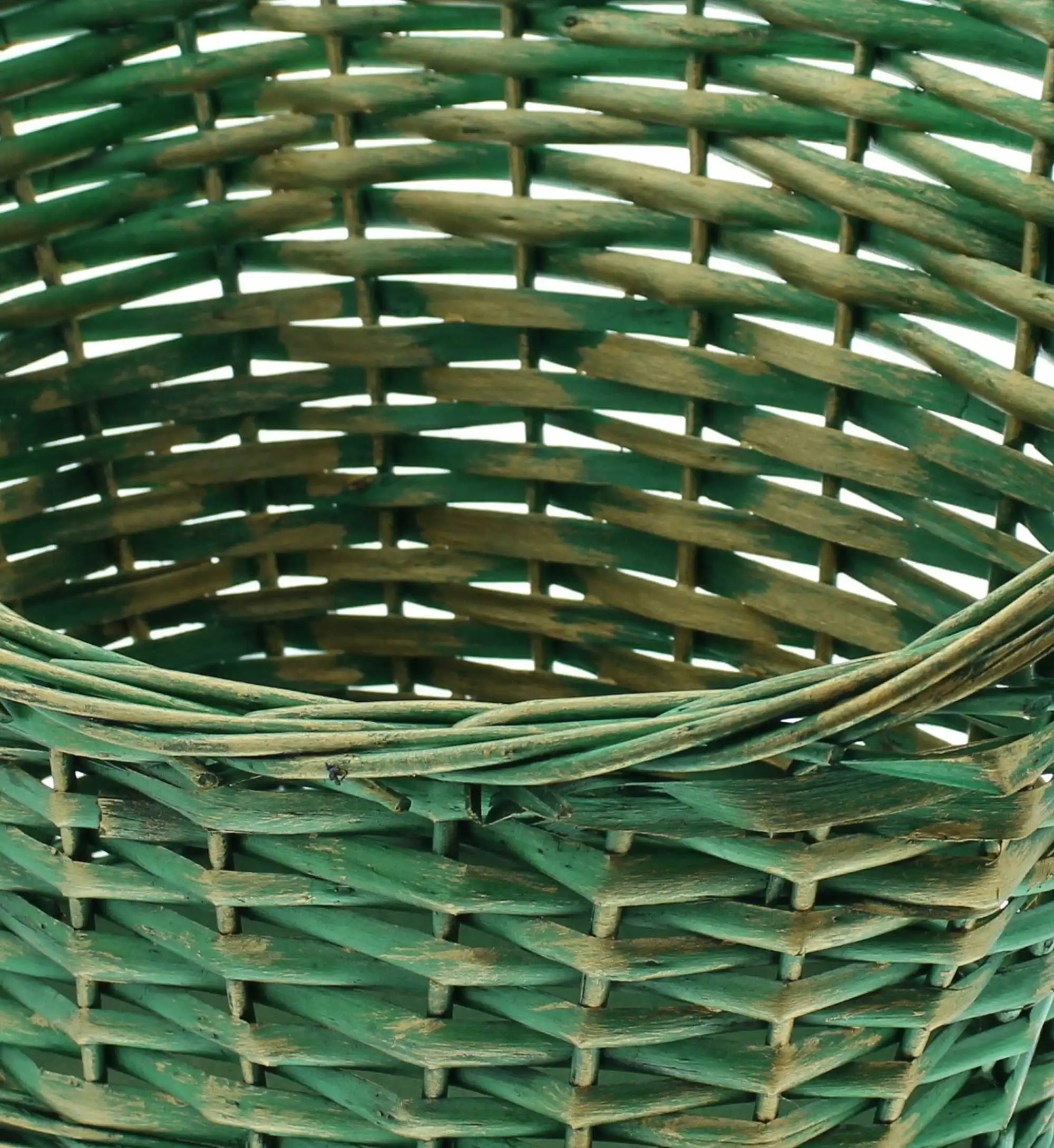 Acheter Panier de présentation "vert/or"  dans la boutique en ligne de Frank Flechtwaren pour Paniers cadeaux