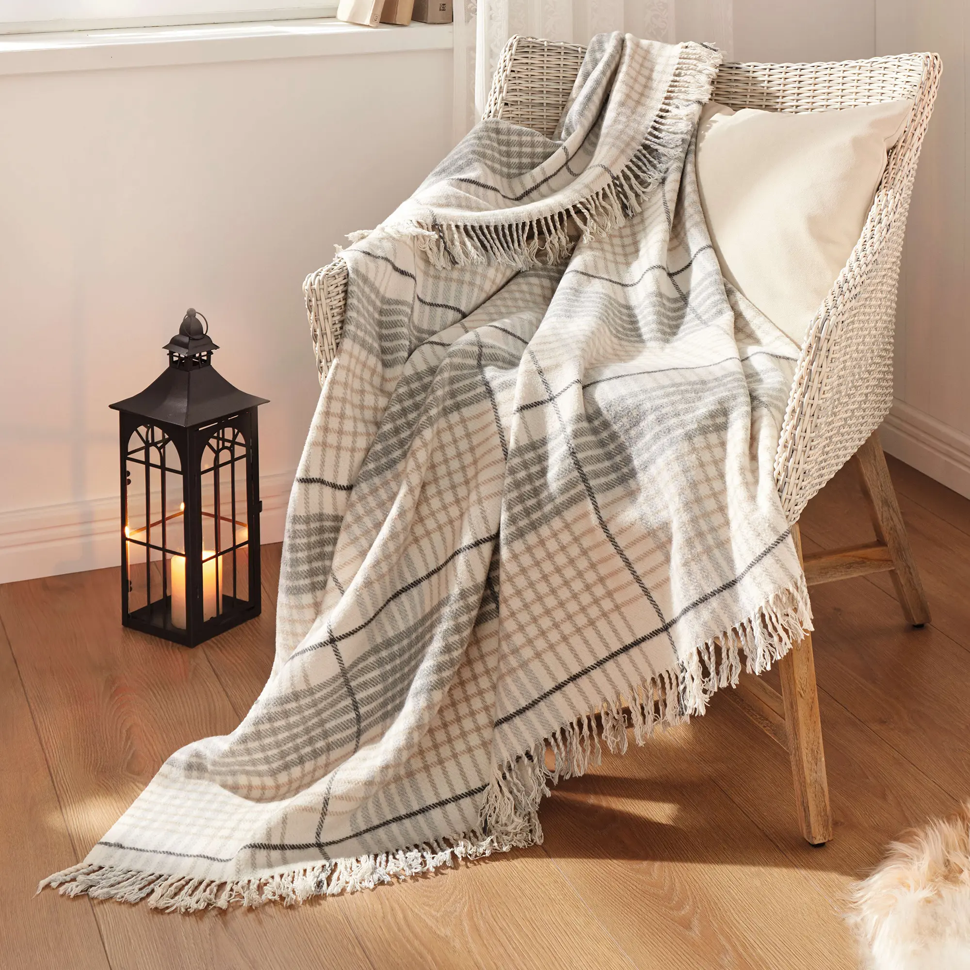 Acheter Couverture "Fringes"  dans la boutique en ligne de Frank Flechtwaren