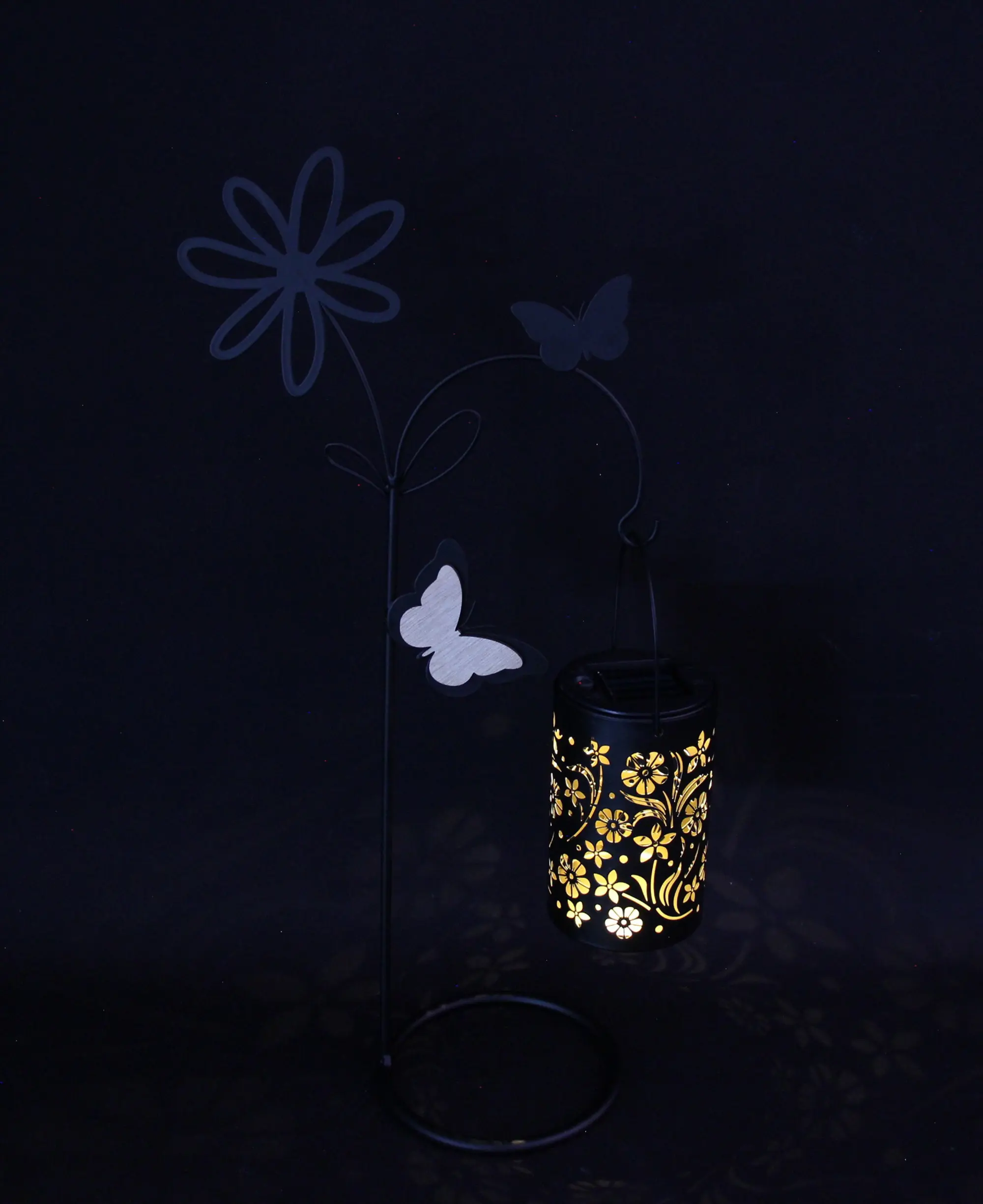 Acheter Déco solaire "lanterne fleurie"  dans la boutique en ligne de Frank Flechtwaren pour Éclairage solaire