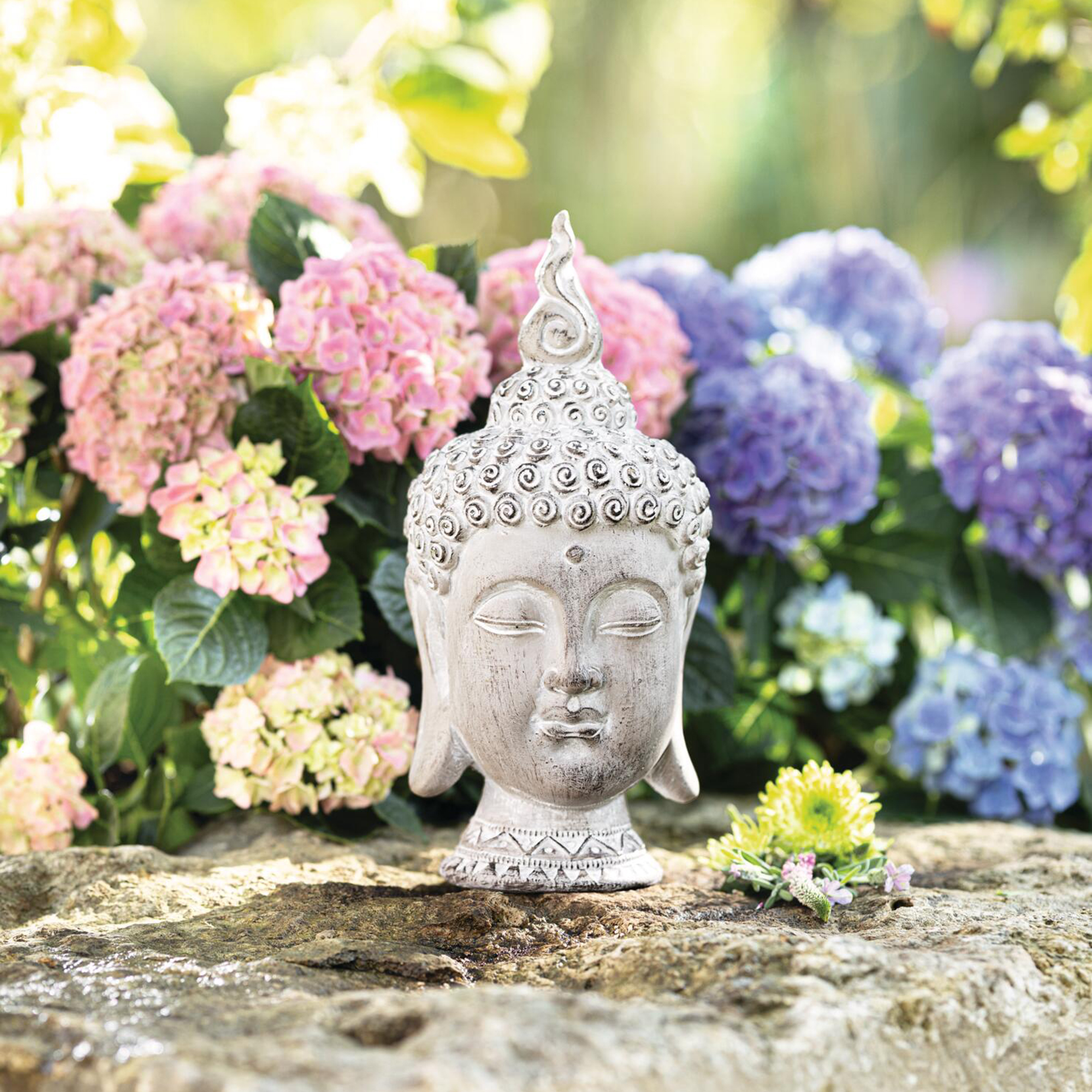 Acheter Objet décoratif "Bouddha"  dans la boutique en ligne de Frank Flechtwaren pour Figurines de jardin