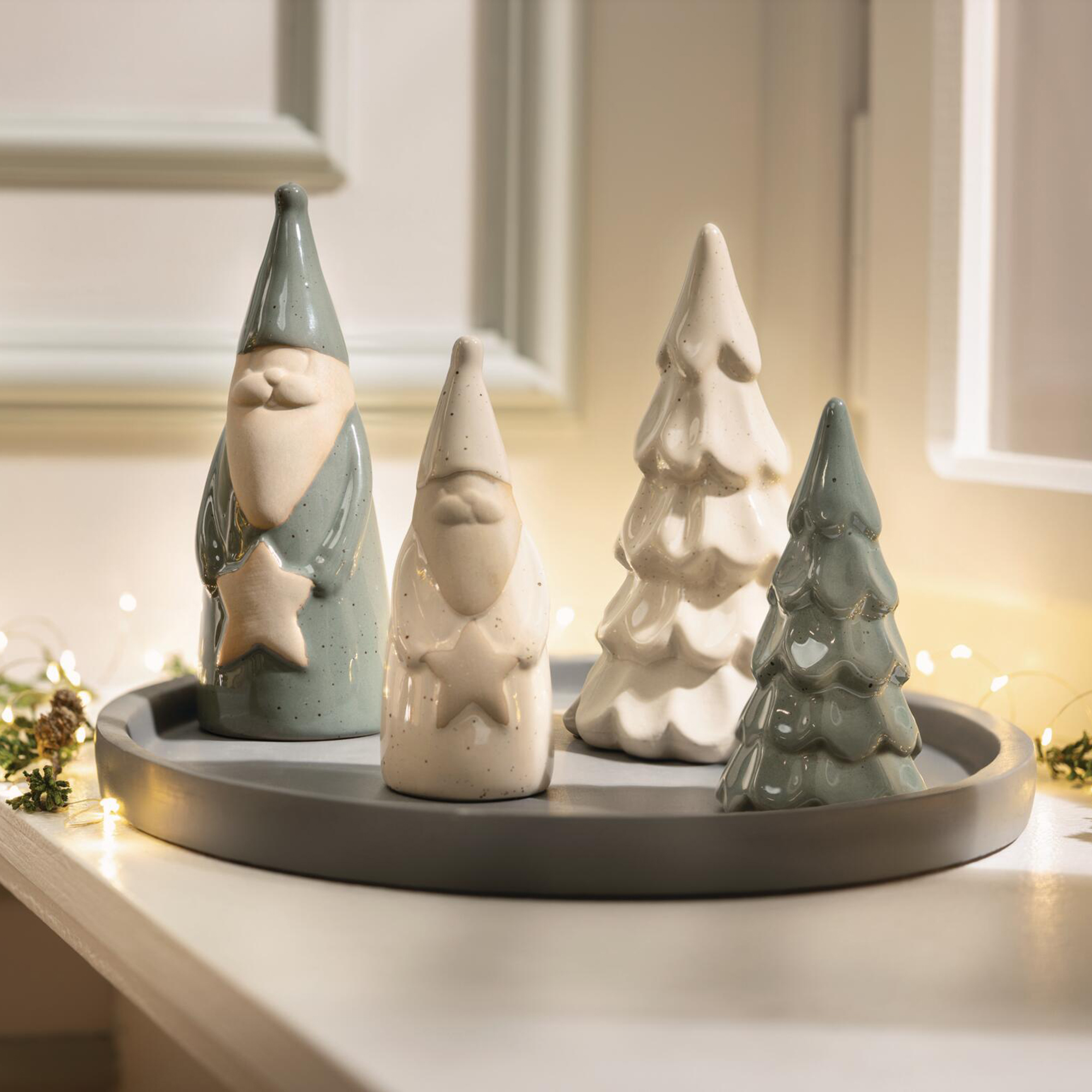 Acheter Père Noël décoratif « Gloss », lot de 2 dans la boutique en ligne de Frank Flechtwaren pour Pères Noël
