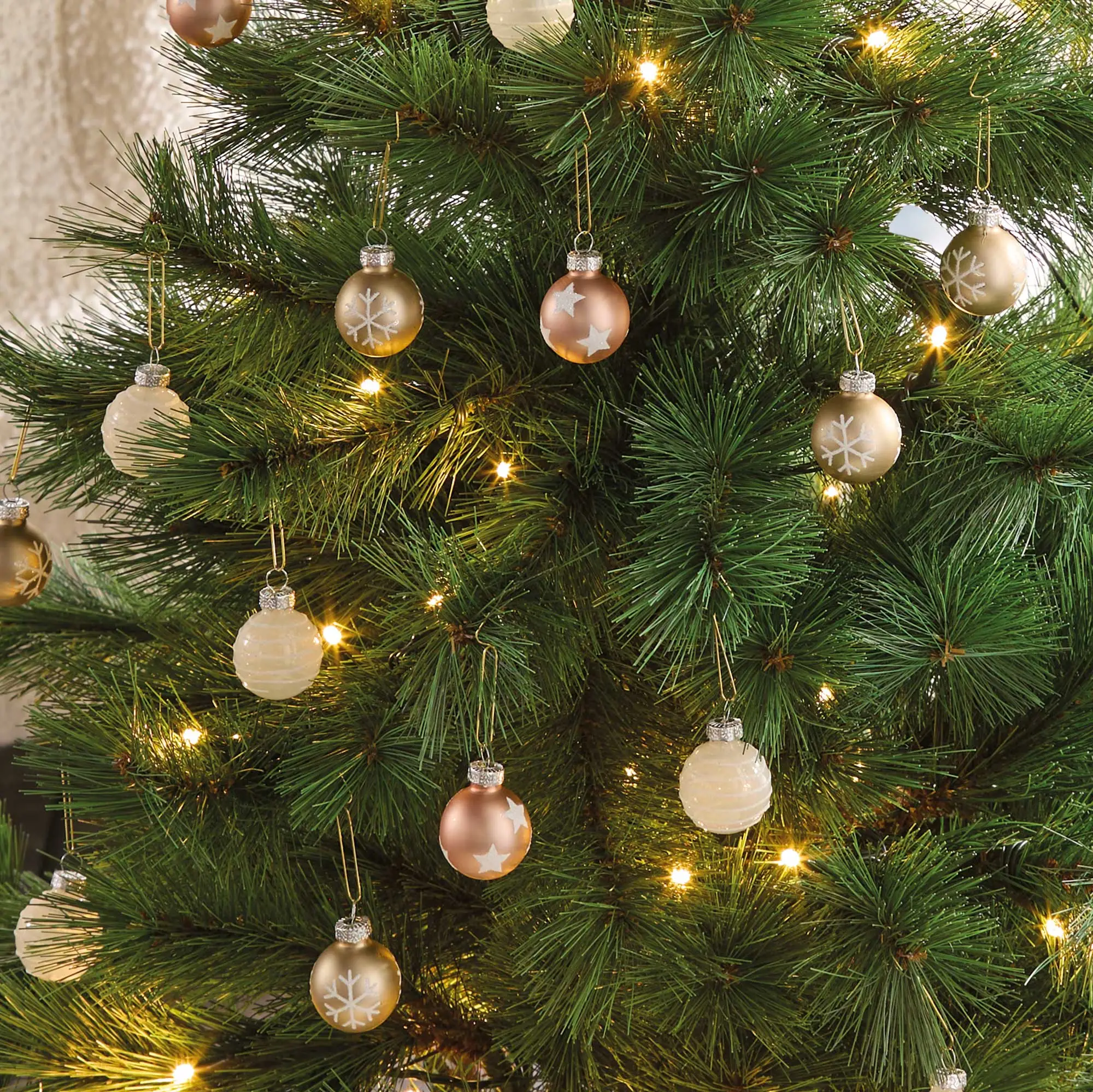Acheter Décorations de Noël « Étoile et flocon de neige », lot de 27 pièces dans la boutique en ligne de Frank Flechtwaren