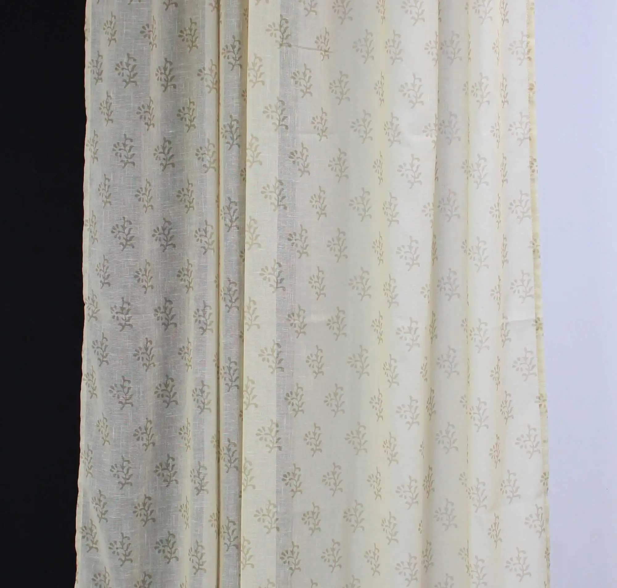 Acheter Rideau "ludique"  dans la boutique en ligne de Frank Flechtwaren pour Rideaux et foulards