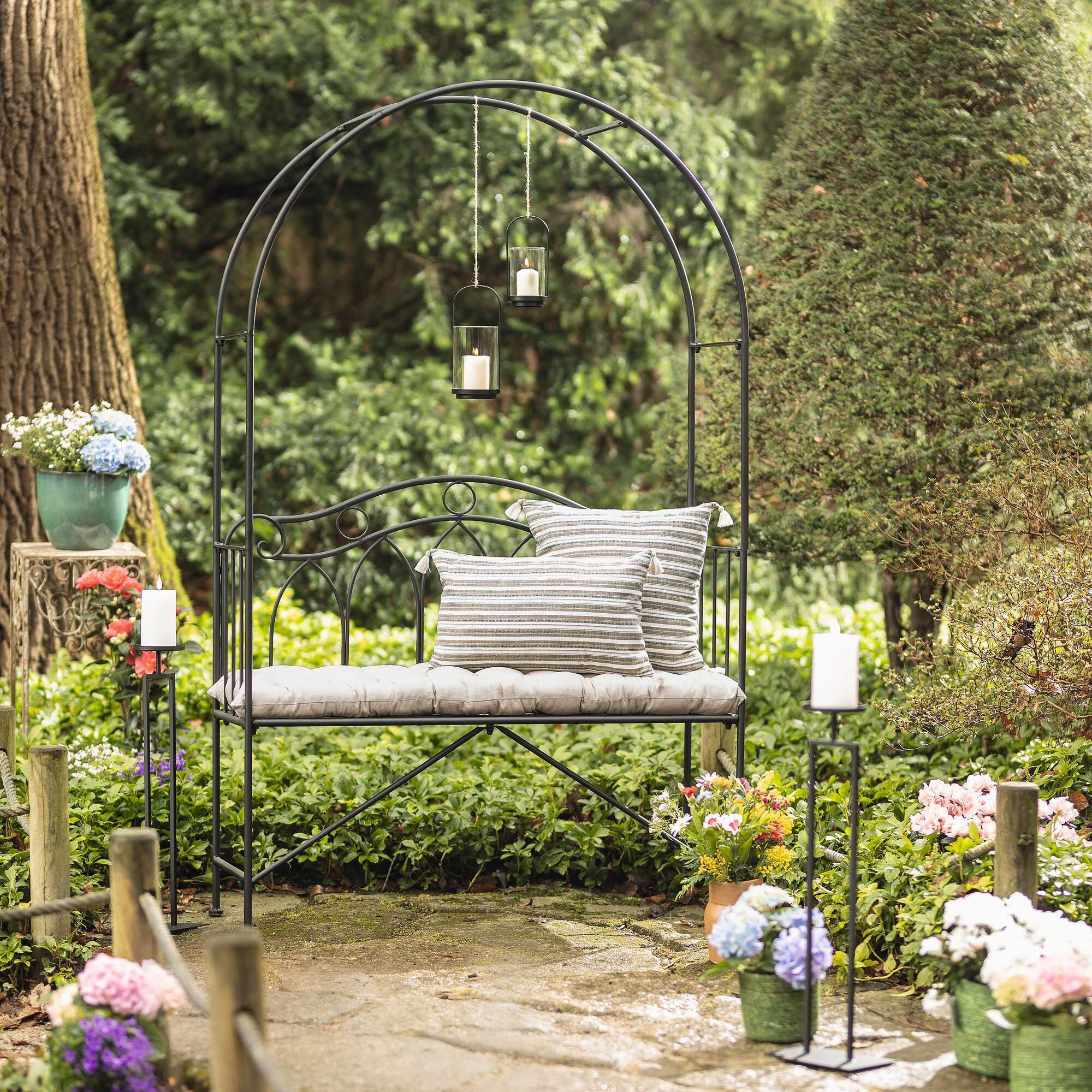 Acheter Banc "arche"  dans la boutique en ligne de Frank Flechtwaren