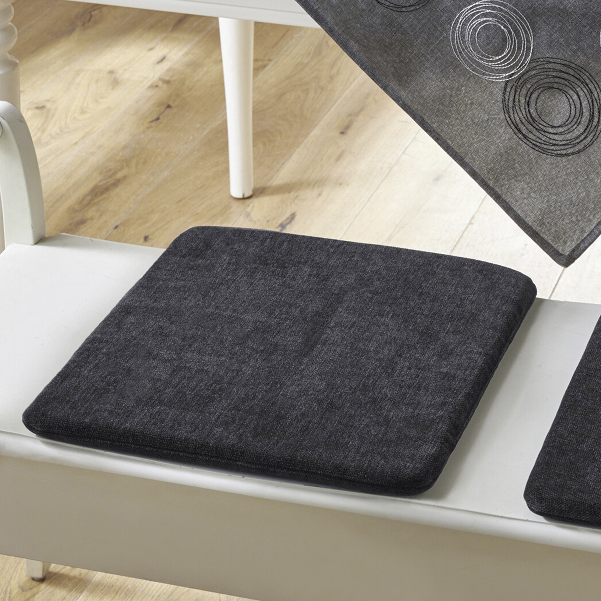 Acheter Coussin d'assise "Black"  dans la boutique en ligne de Frank Flechtwaren