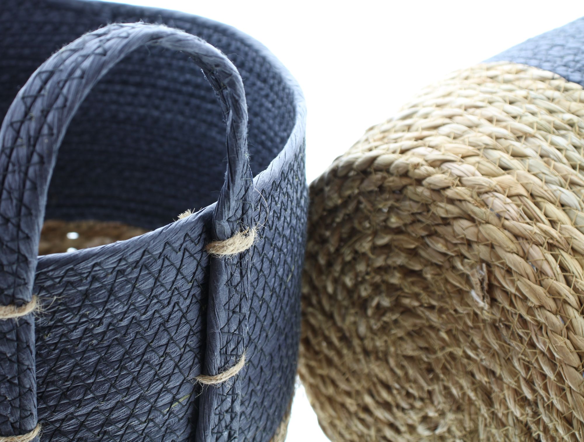 Acheter Lot de 2 paniers "bleu naturel" dans la boutique en ligne de Frank Flechtwaren pour Paniers de remplissage & universels Acheter Lot de 2 paniers "bleu naturel" dans la boutique en ligne de Frank Flechtwaren pour Paniers de remplissage & universels