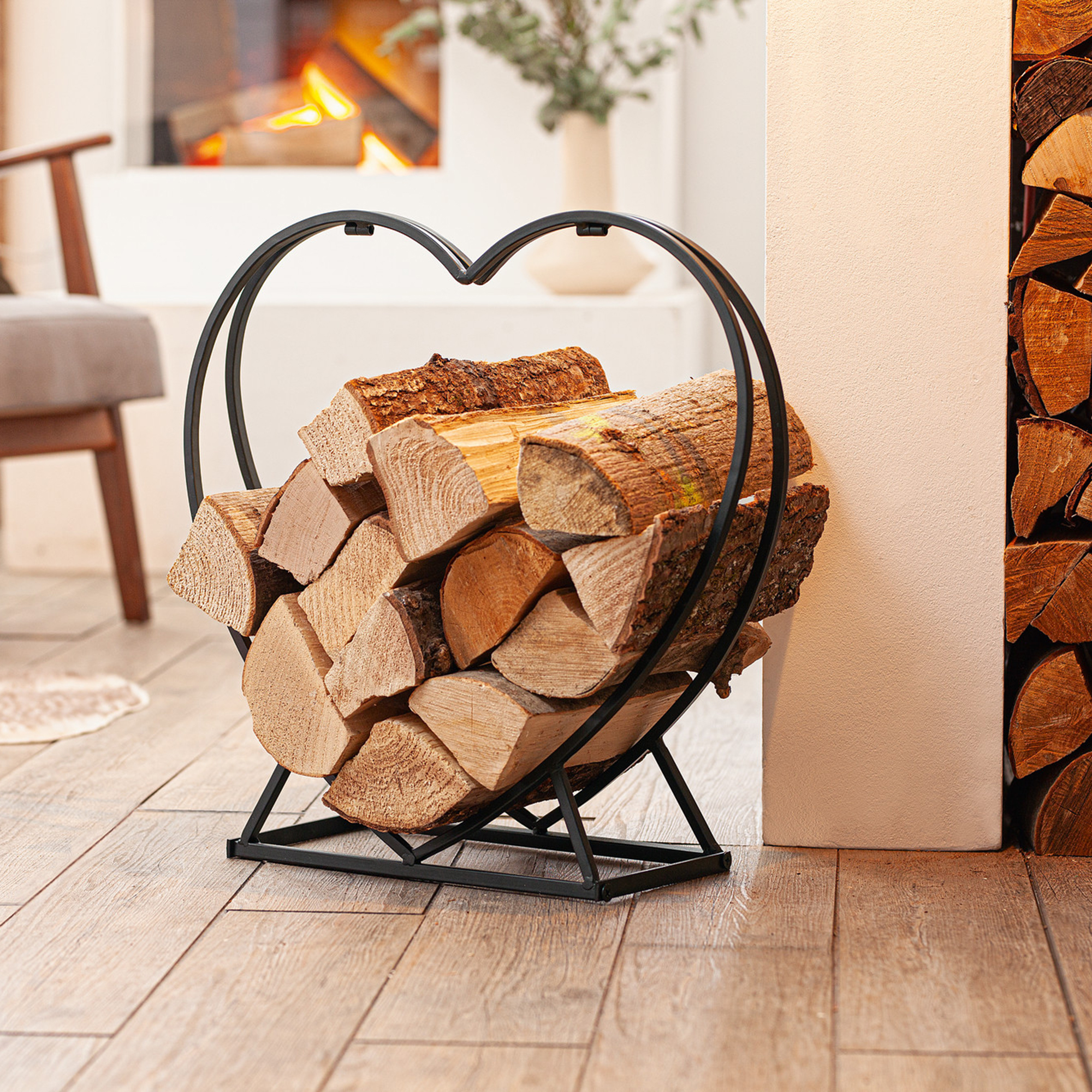 Acheter Étagère pour bois "coeur"  dans la boutique en ligne de Frank Flechtwaren