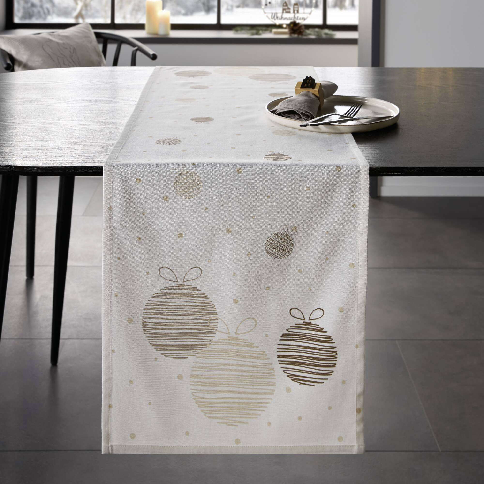Acheter Chemin de table "boules de Noël"  dans la boutique en ligne de Frank Flechtwaren pour Noël