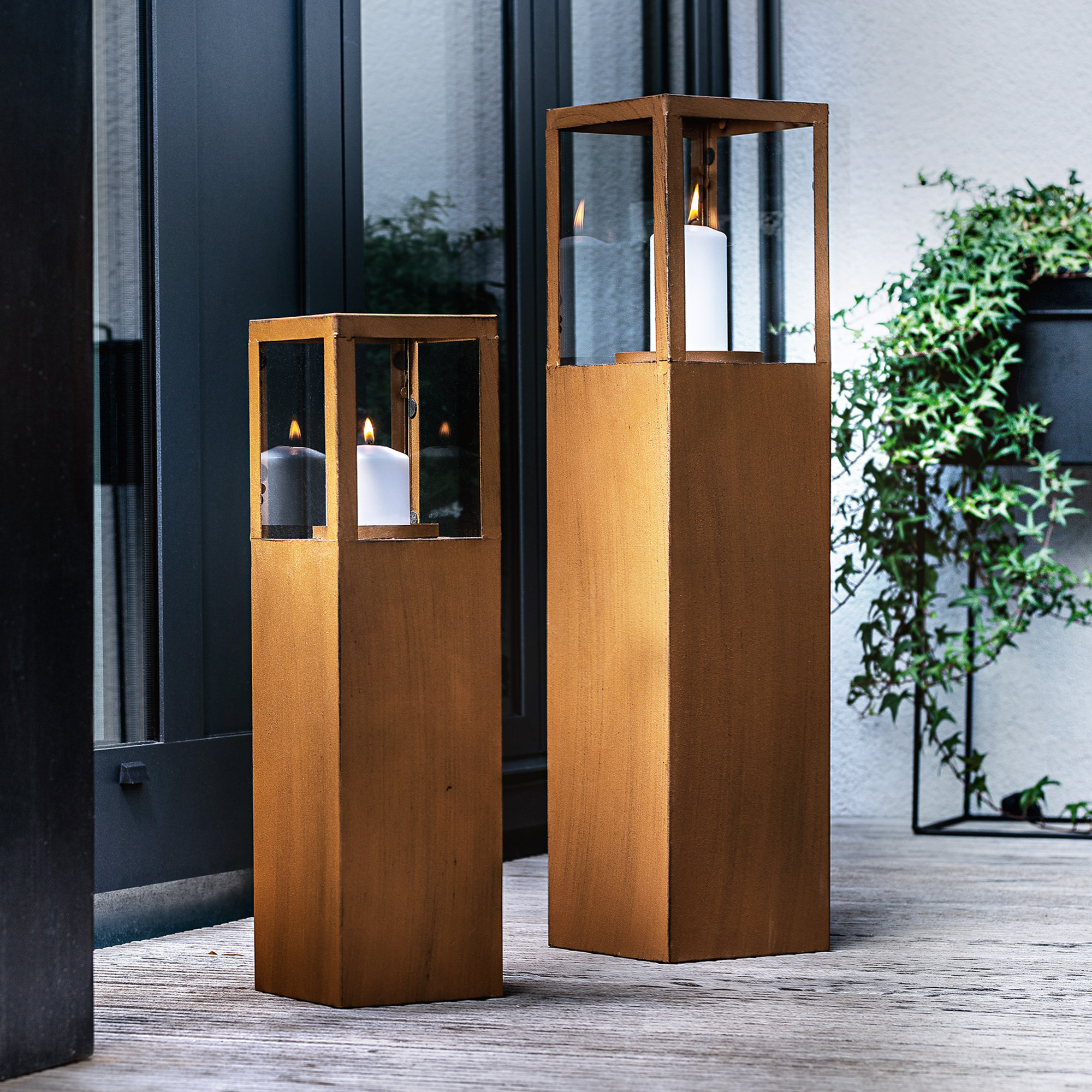 Acheter Lot de 2 bougeoirs colonne "tendance"  dans la boutique en ligne de Frank Flechtwaren