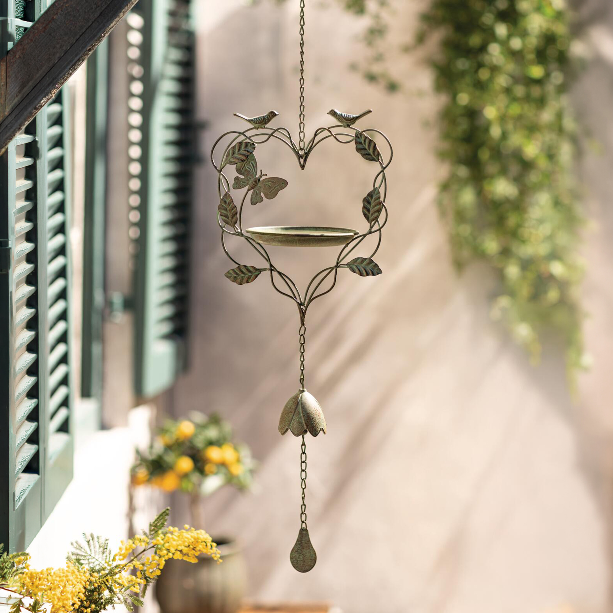 Acheter Abreuvoir à oiseaux "Clochette"  dans la boutique en ligne de Frank Flechtwaren pour Nouvel arrivage