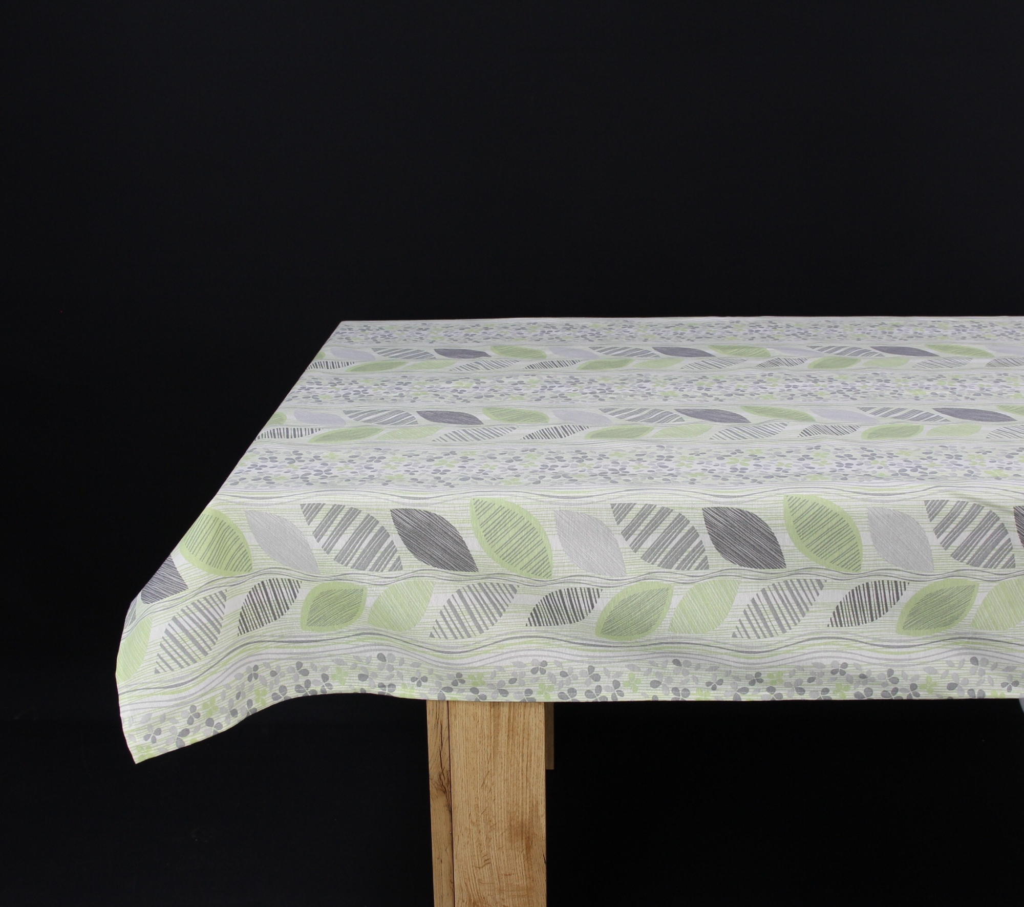 Acheter Nappe "feuilles" dans la boutique en ligne de Frank Flechtwaren pour Grandes Nappes Acheter Nappe "feuilles" dans la boutique en ligne de Frank Flechtwaren pour Grandes Nappes