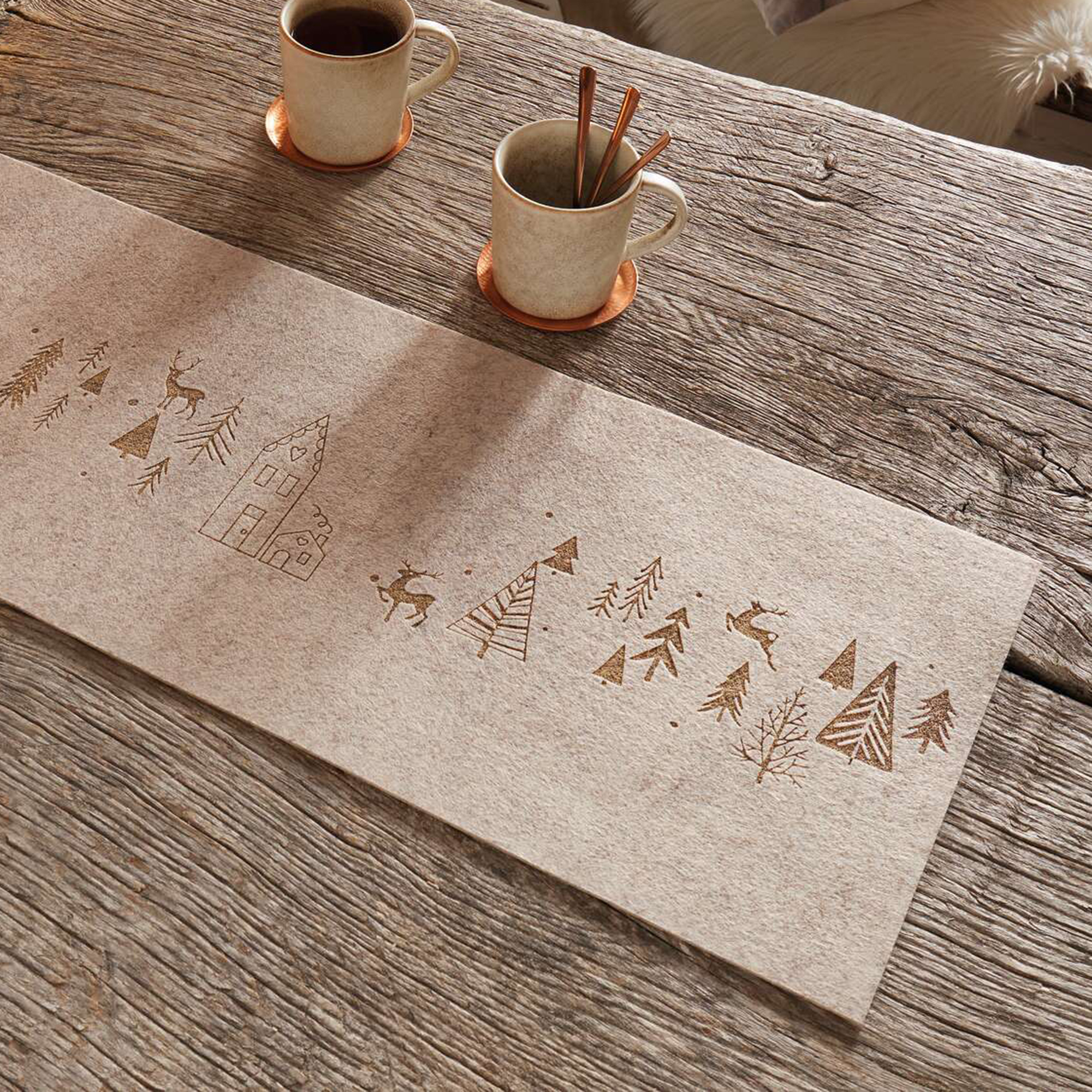 Acheter Chemin de table "forêt d'hiver"  dans la boutique en ligne de Frank Flechtwaren pour Chemins de table