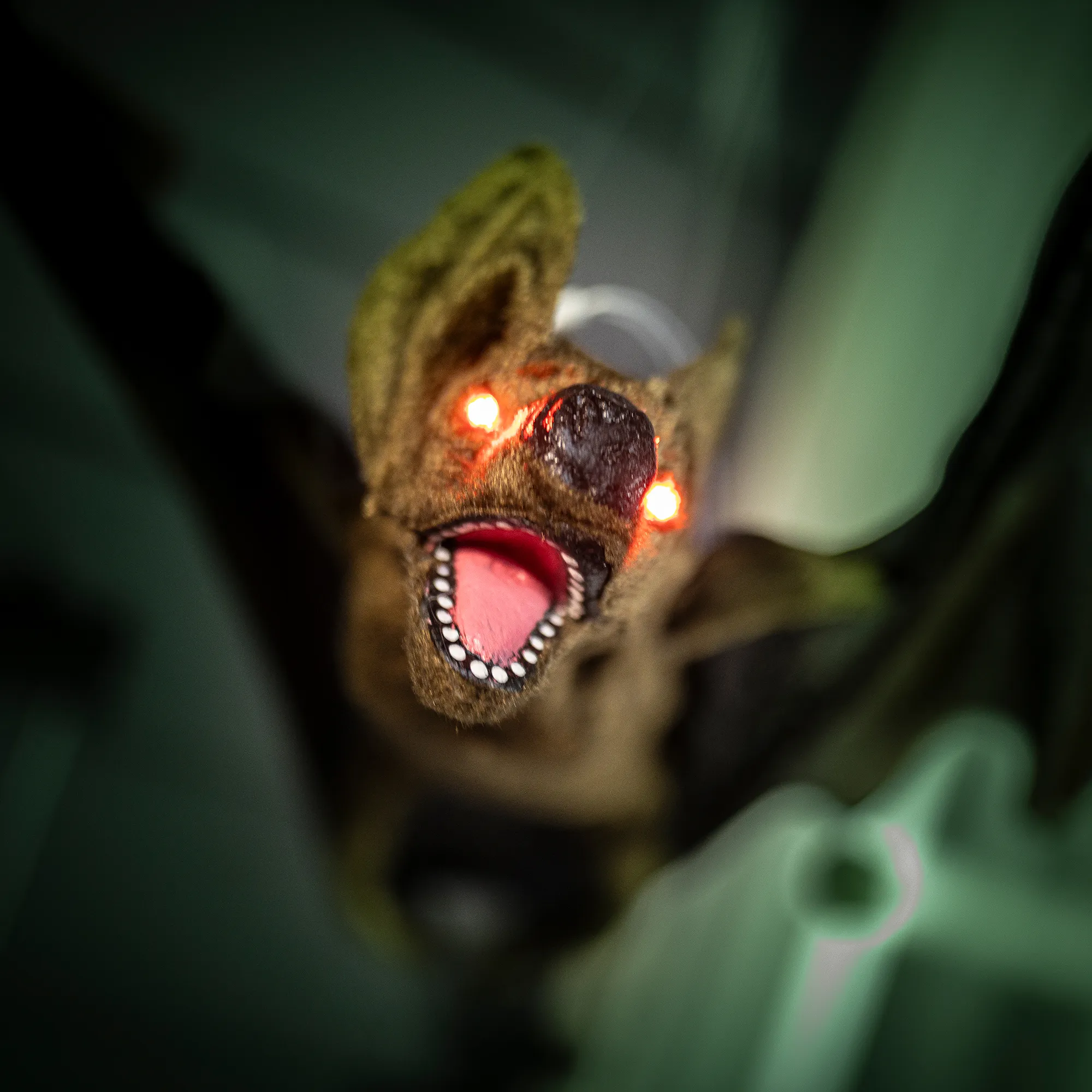 Acheter Chauve-souris LED "Vampire"  dans la boutique en ligne de Frank Flechtwaren pour Halloween
