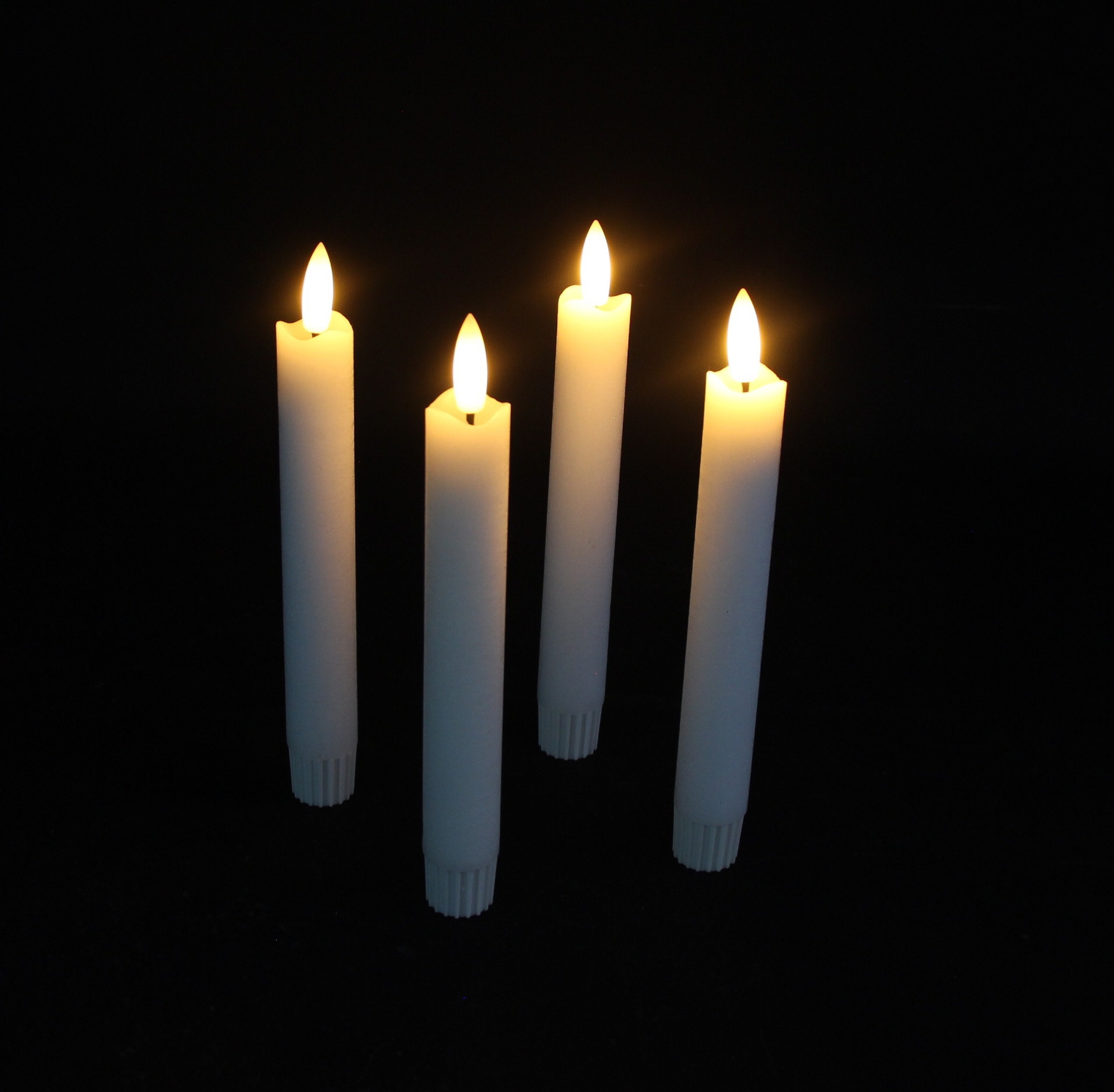 Acheter Lot de 4 bougies tiges "classique"  dans la boutique en ligne de Frank Flechtwaren pour Bougies &amp; LEDs