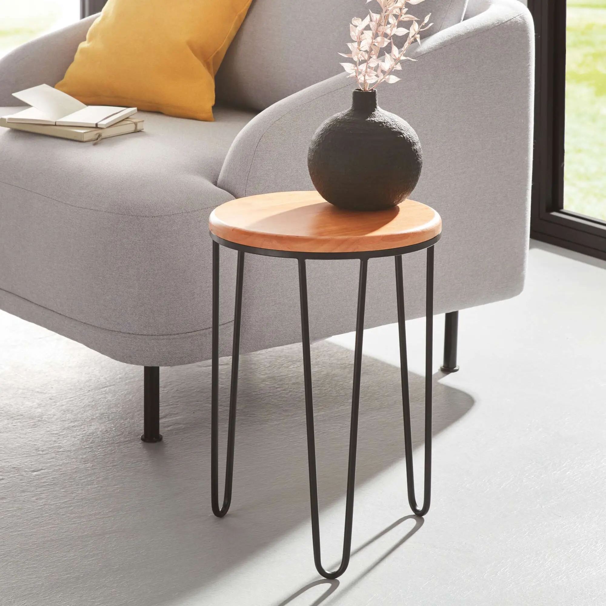 Acheter Table d'appoint "rétro"  dans la boutique en ligne de Frank Flechtwaren