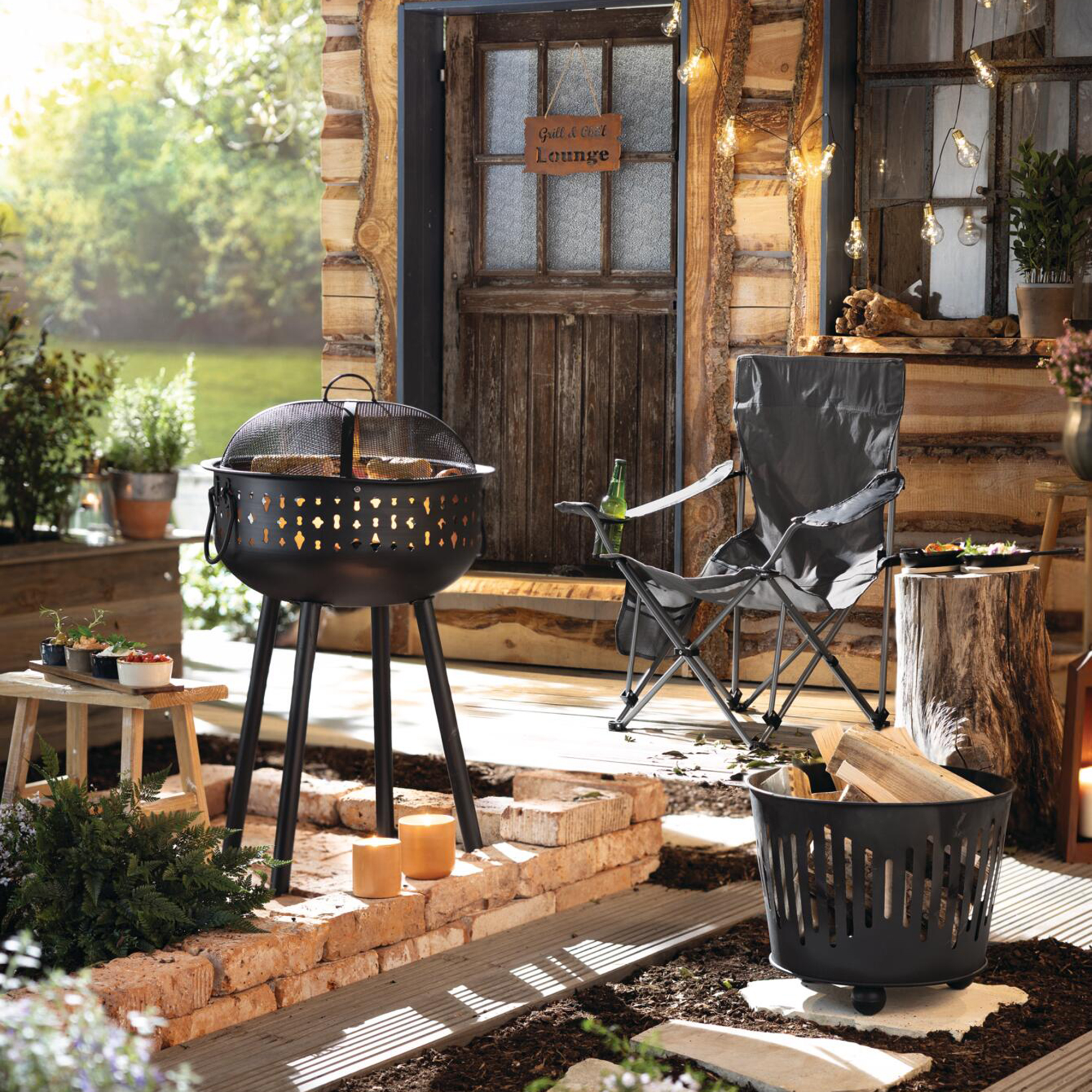 Acheter Panneau "Grill &amp; Chill Lounge"  dans la boutique en ligne de Frank Flechtwaren pour Nouvel arrivage